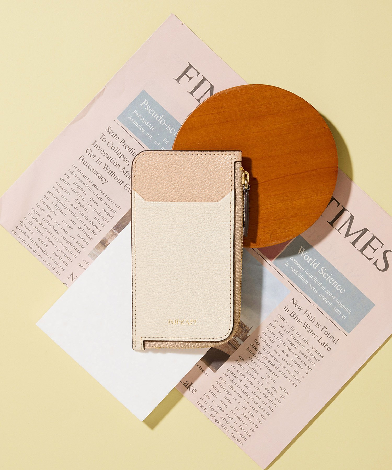 TOGA TOOLeather wallet 美品！ 楽天市場】TOGA ARCHIVES Leather shoulder wallet トーガ 財布