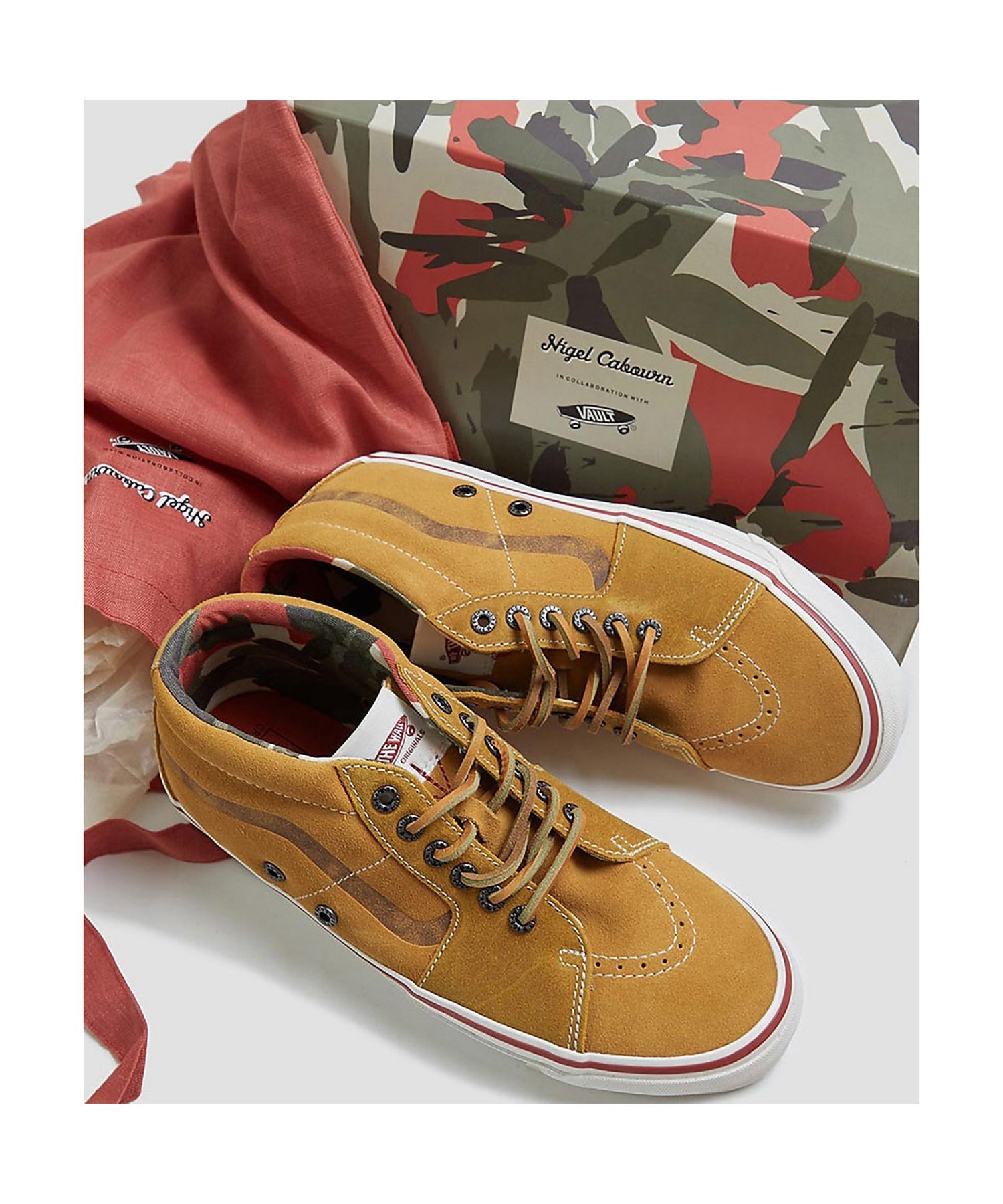 Nigel Cabourn UNISEX / Nigel Cabourn x VAULT by VANS - ナイジェル・ケーボン シューズ・靴 スニーカー レッド【送料無料】画像