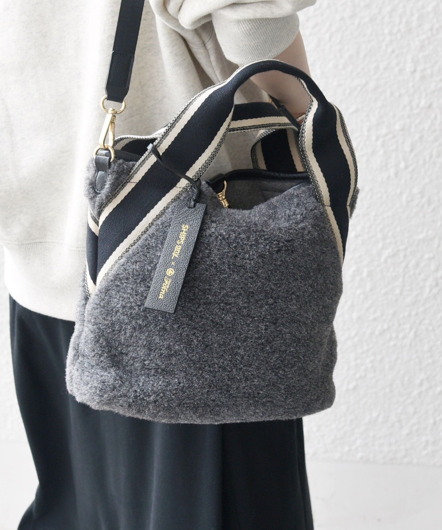 正規販売店】MARGARET HOWELL idea ライジア 口金財布