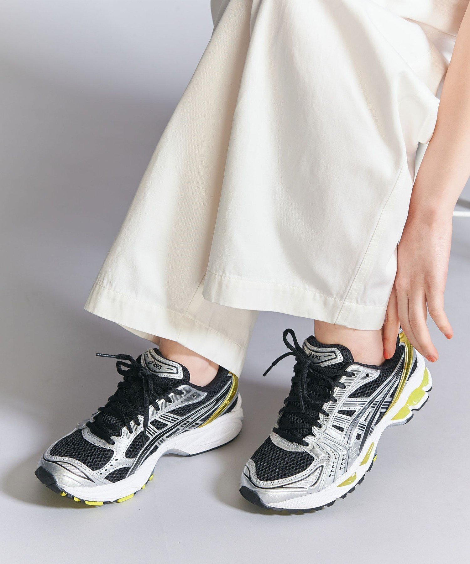 asics　kayano14 ホワイト／ゴールド　26cm 1203A537-104 Asics Gel-Kayano 14 White Cream Olympic Medals
