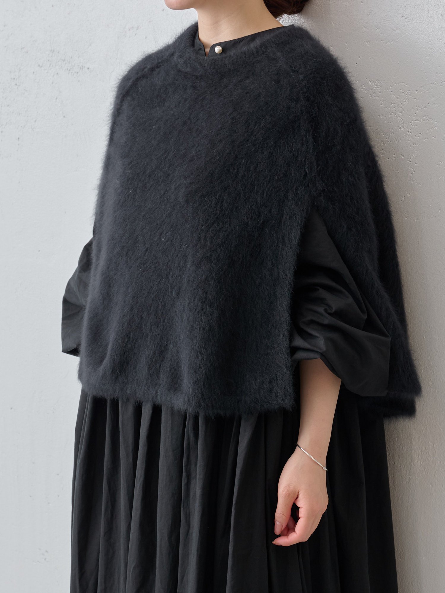 BEARDSLEY ファーニットポンチョ ビアズリー トップス ニット
