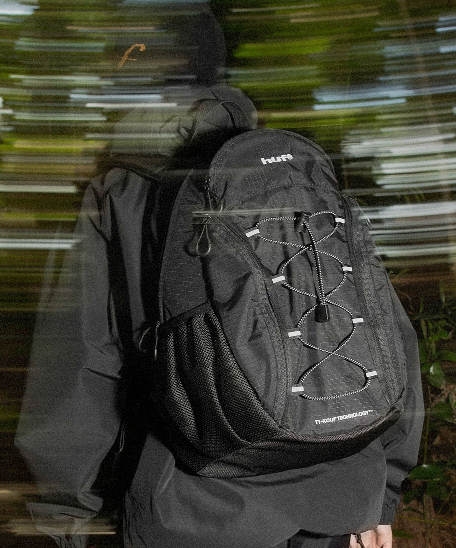 HUF ブラックリュック (値下げ中) HUF（ハフ）の「MISSION BACKPACK / HUF バックバック リュック