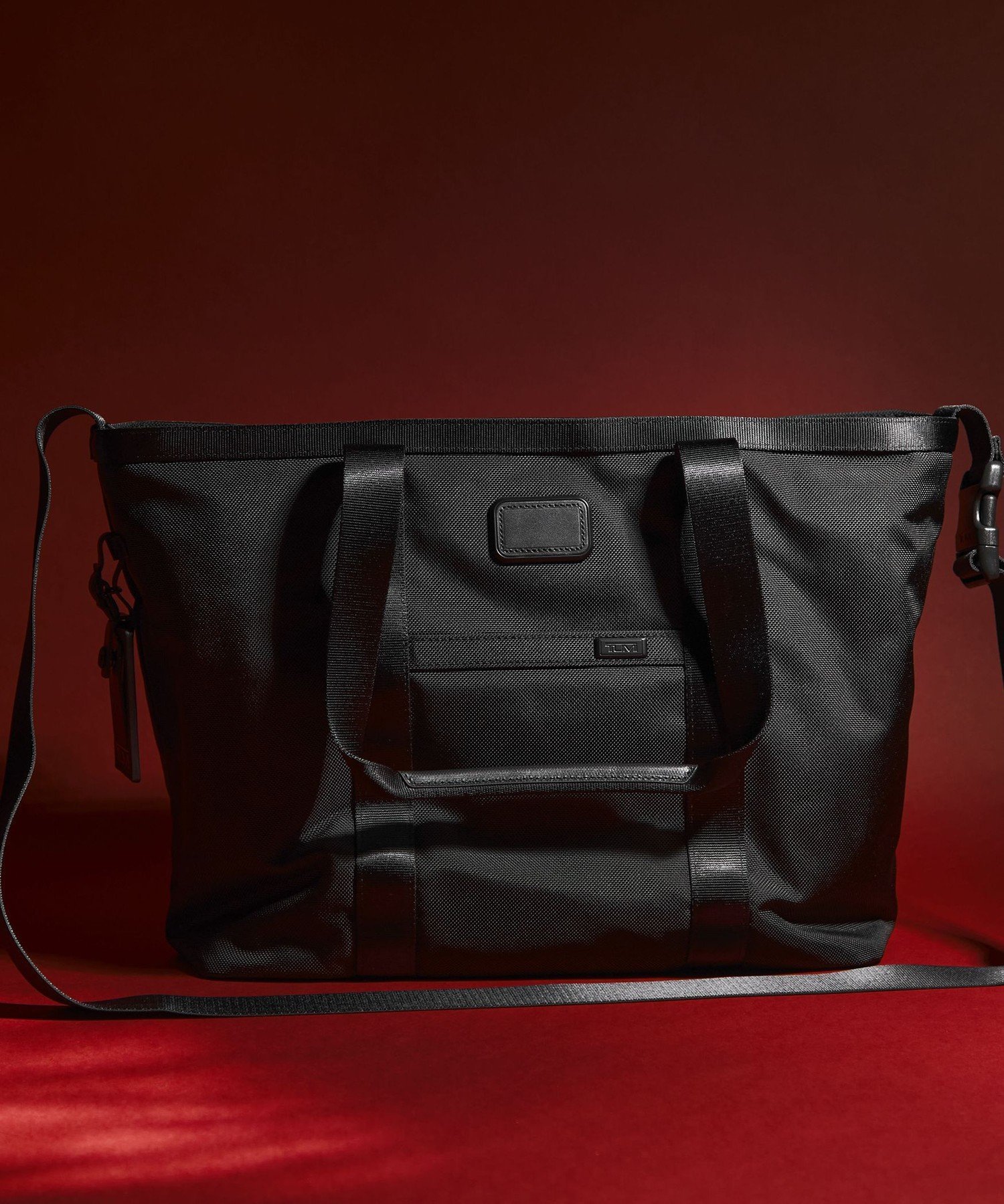 楽天市場】【新品未使用品】【バッグ】TUMI トゥミ コンパニオントート