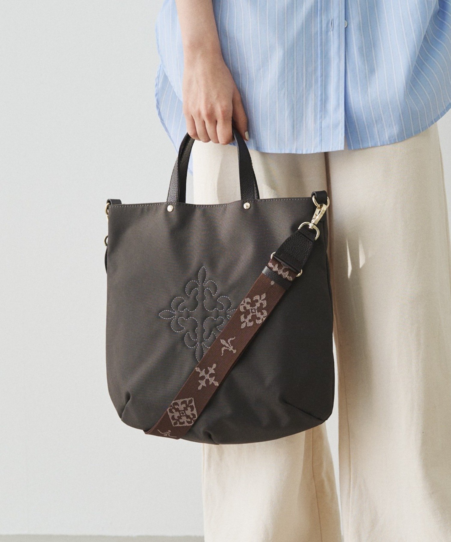 楽天市場】セール russet ラシット モノグラム ショルダーバッグ