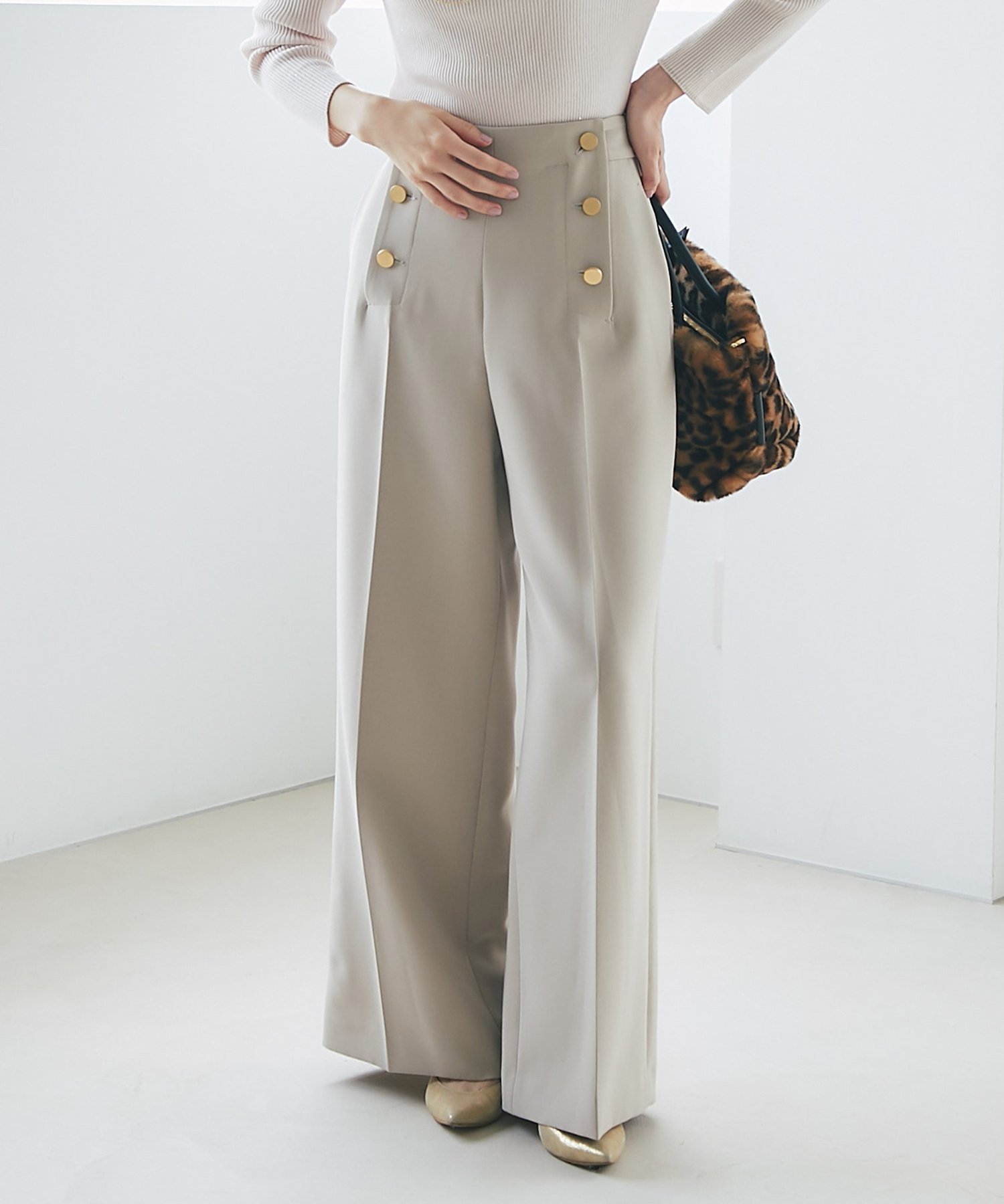 ［美品］ビアズリー LIVETART ペプラムギャザージレ　ベージュ　フリー SALE／70%OFF】BEARDSLEY ギャザージレ ビアズリー トップス