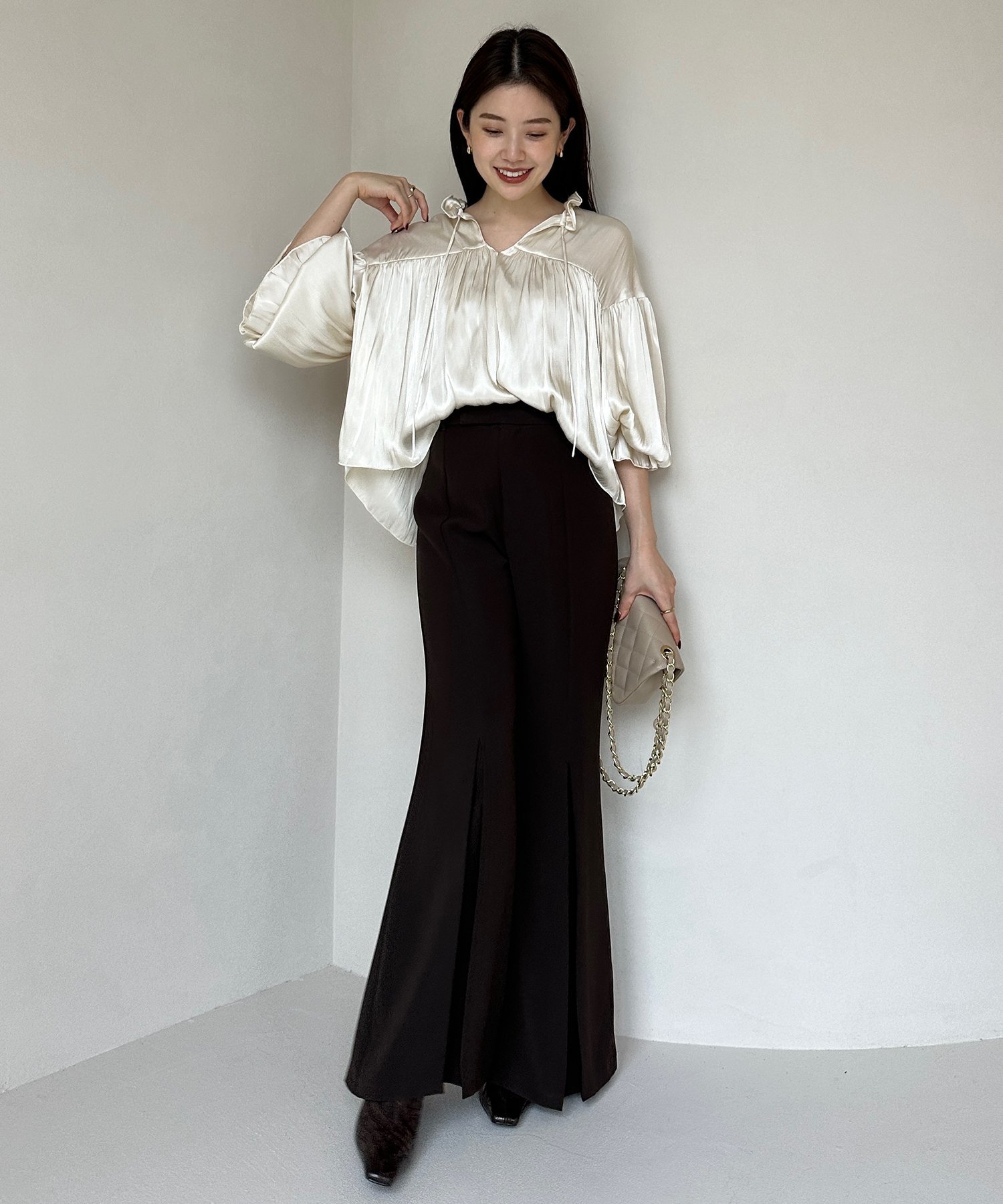 SALE／30%OFF】anuans ネックフリルギャザーブラウス アニュアンス 