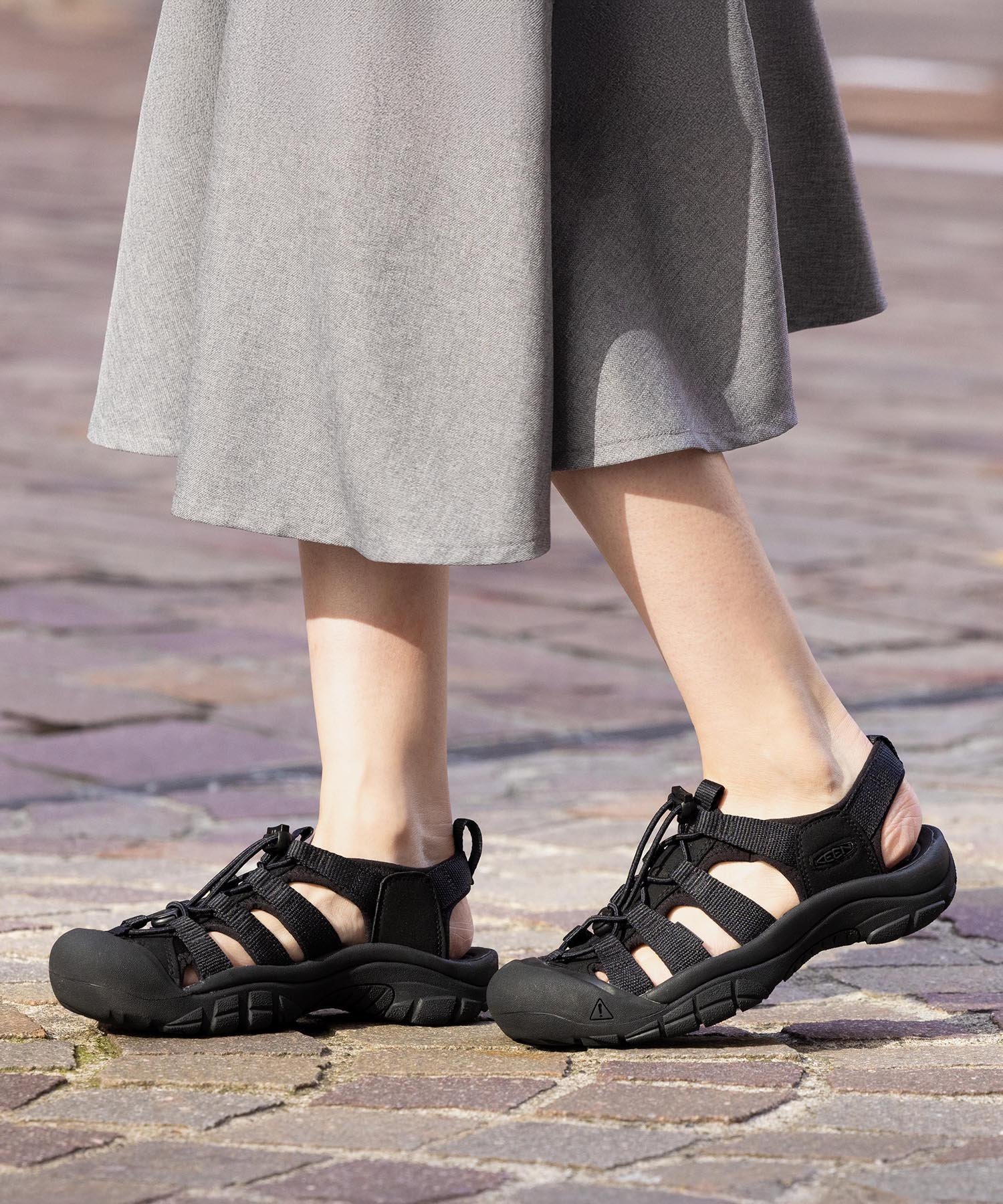 KEEN (WOMEN)NEWPORT H2 / (レディース)ニューポート エイチツー キーン シューズ・靴 サンダル ブラック【送料無料】画像
