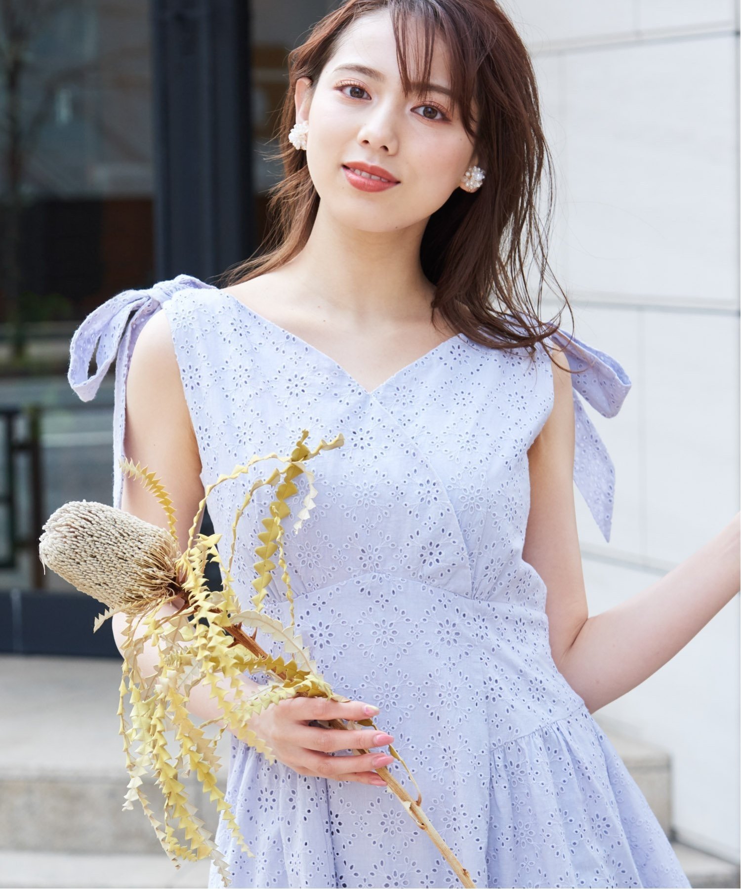 SALE／70%OFF】Noela 肩リボン刺繍ワンピース ノエラ ワンピース