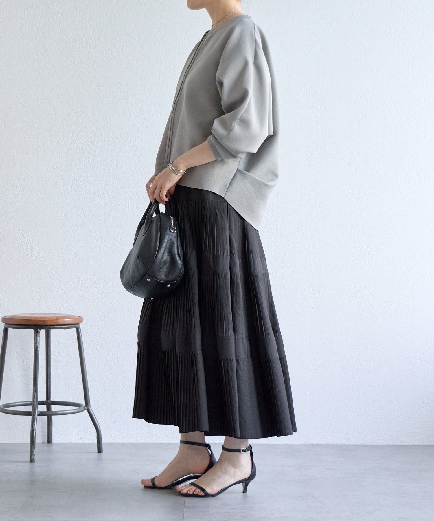 BEARDSLEYビアズリー　プリーツティアードスカート　ブラック　フリーサイズ BEARDSLEY プリーツティアードスカート ビアズリー スカート ロング