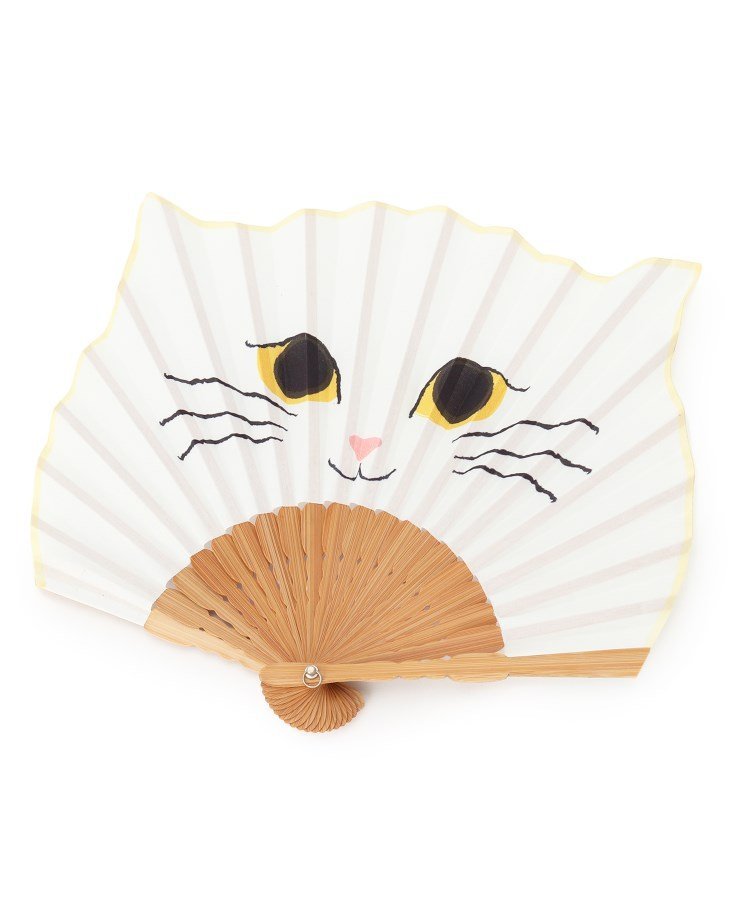 ローズティアラ　Jolly Poupée トイプードル　完売品 ローズティアラJolly Poupéeトイプードルブローチ完売品ホワイト