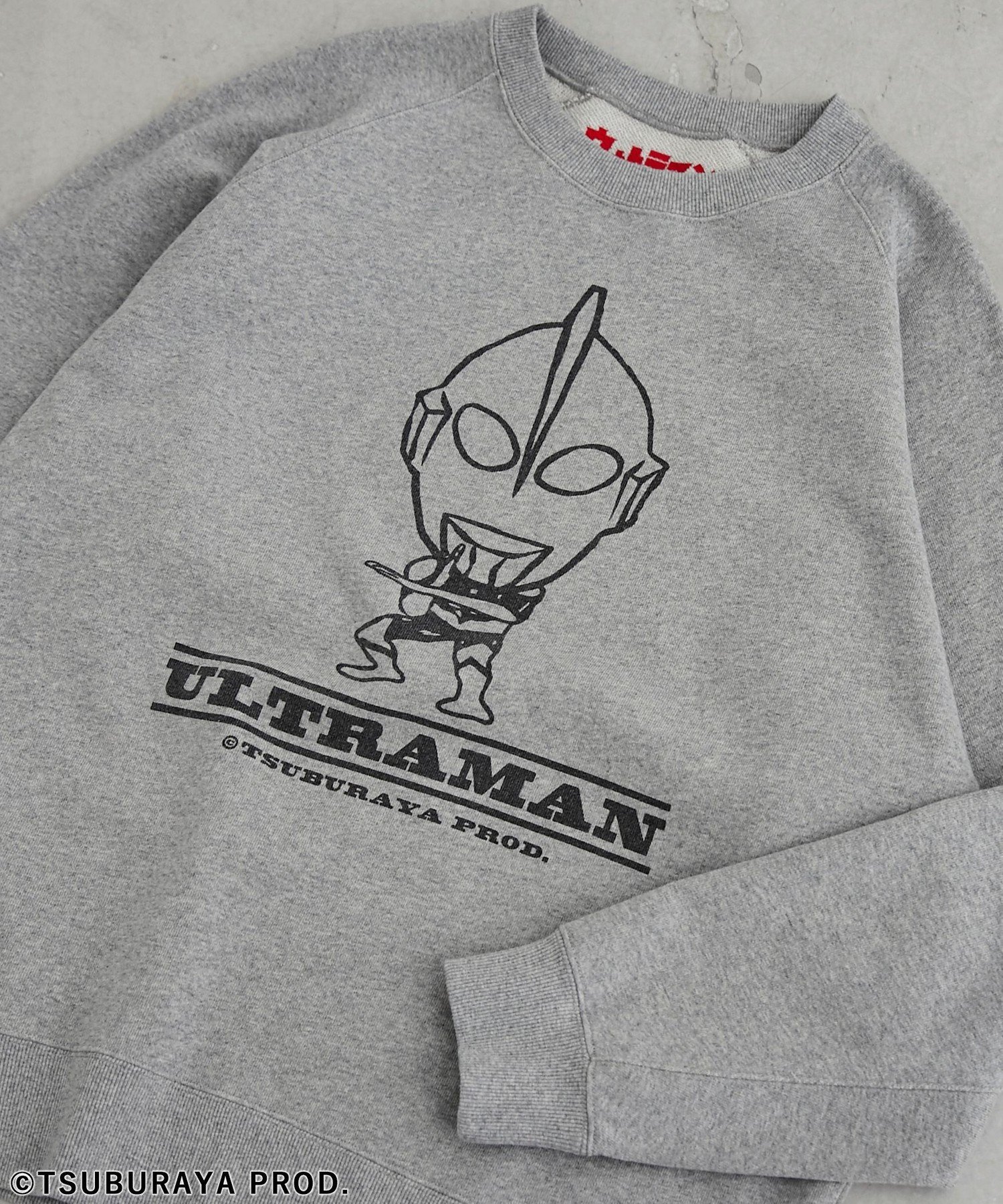 【SALE／44%OFF】coen ウルトラマンクルーネックスウェット コーエン トップス カットソー・Tシャツ グレー レッド ホワイト画像