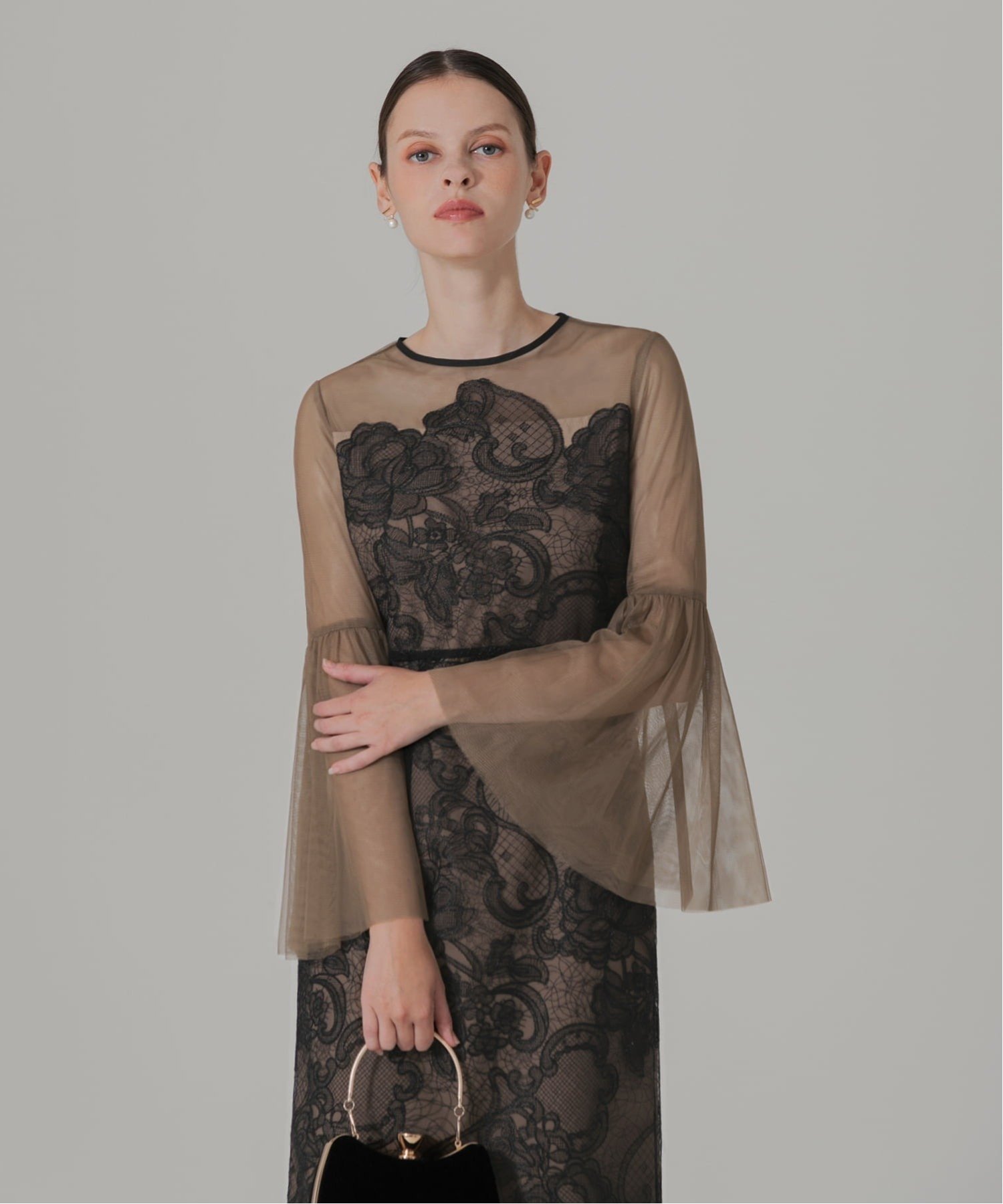 【新品】 LEJAパールネックパフスリーブボレロ格子レースワンピースドレス Leja（レジャ）の「【LEJA】パールネックパフスリーブボレロ格子
