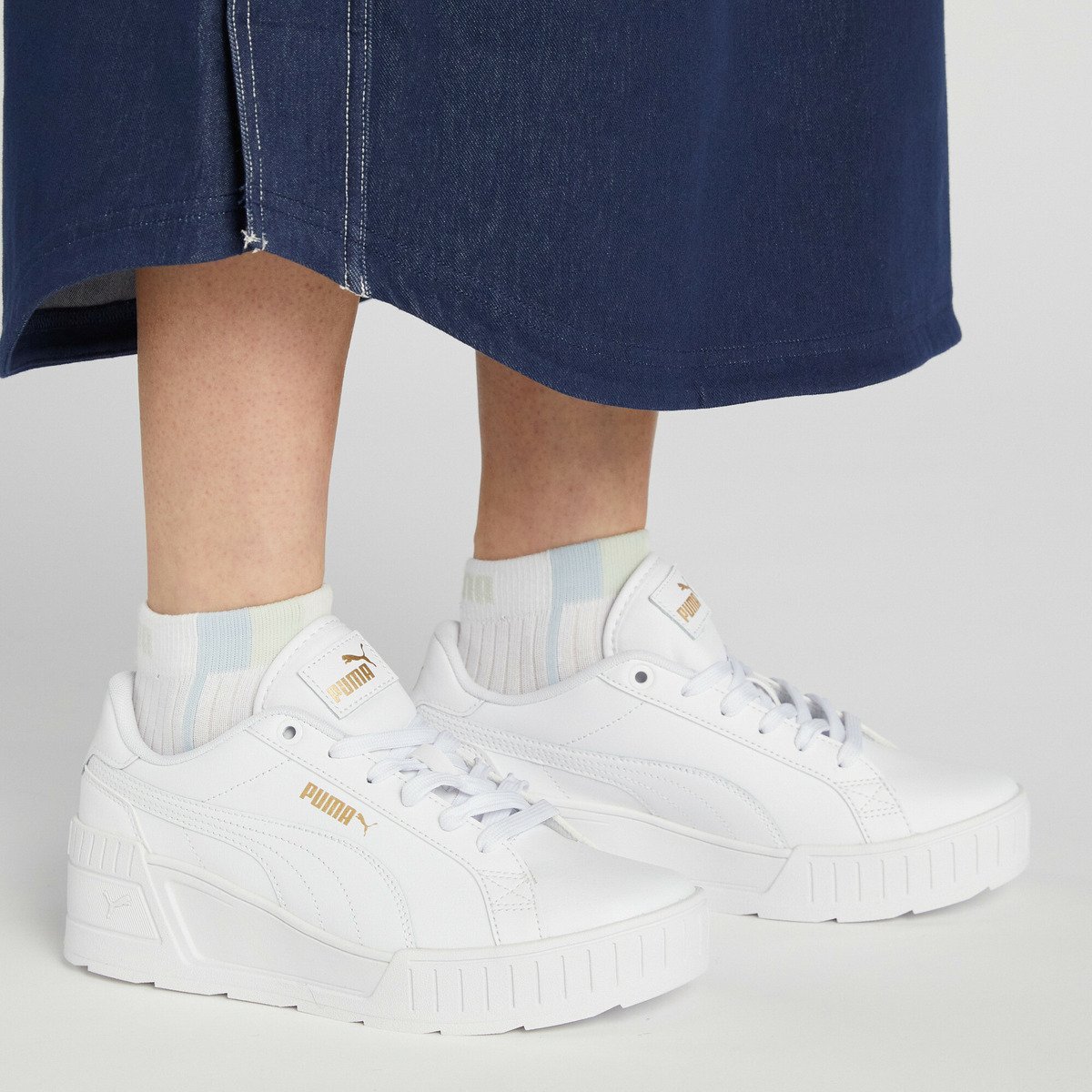 【在庫あり即発】PUMA KARMEN REBELLE プーマ スニーカー 楽天市場】PUMA プーマ スニーカー KARMEN REBELLE WHITE