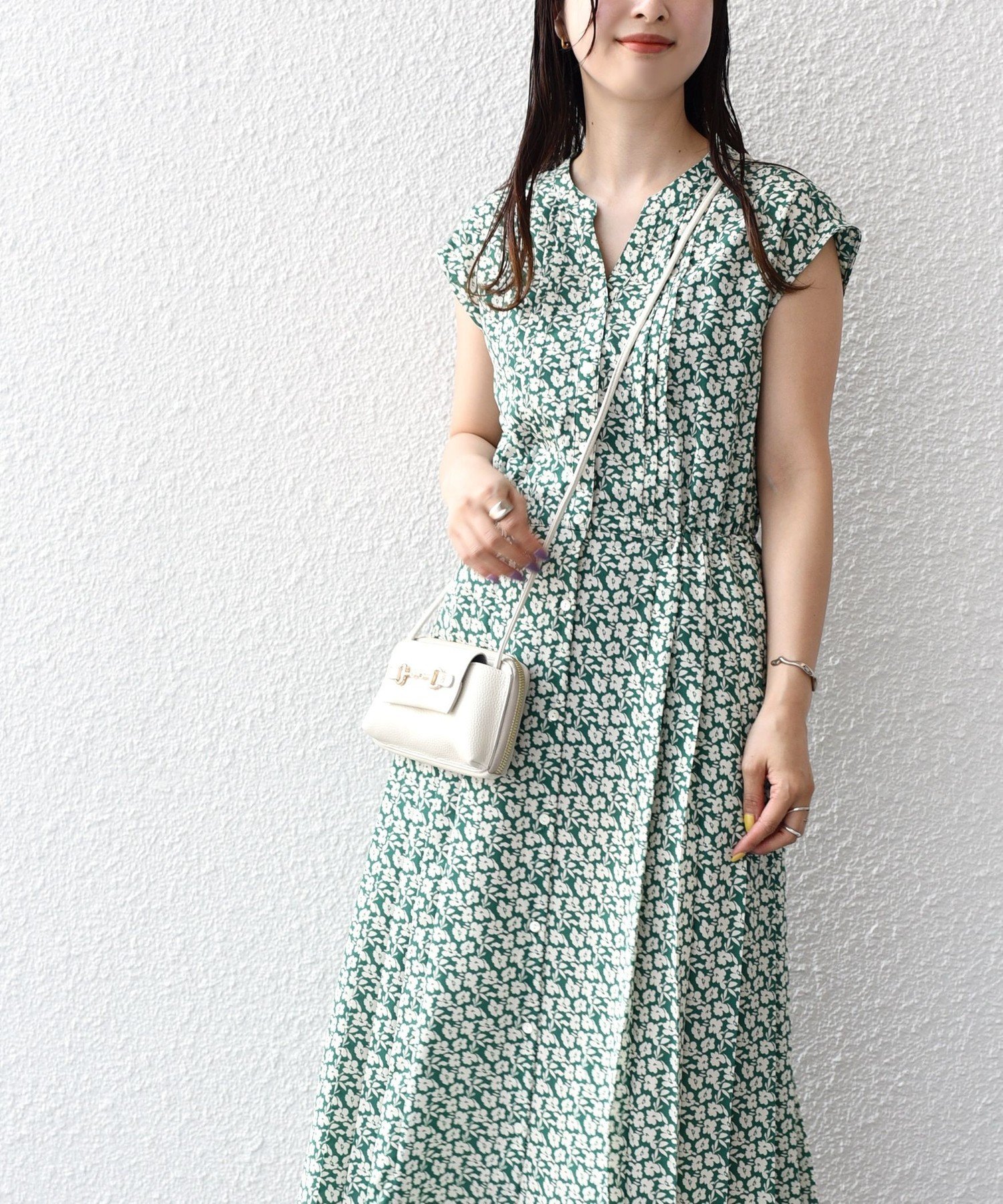 SHIPS WOMEN 【WEB限定】＜洗濯機可能＞ドット 花柄 サイド プリーツ 