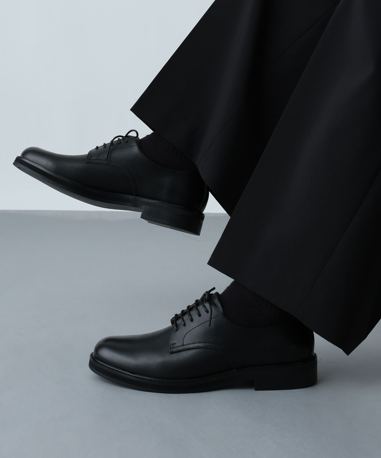【未使用 美品】 HARE レザー デザインシューズ メンズ 革靴 黒 ブラック 未使用 美品】 HARE レザー デザインシューズ メンズ 革靴 黒