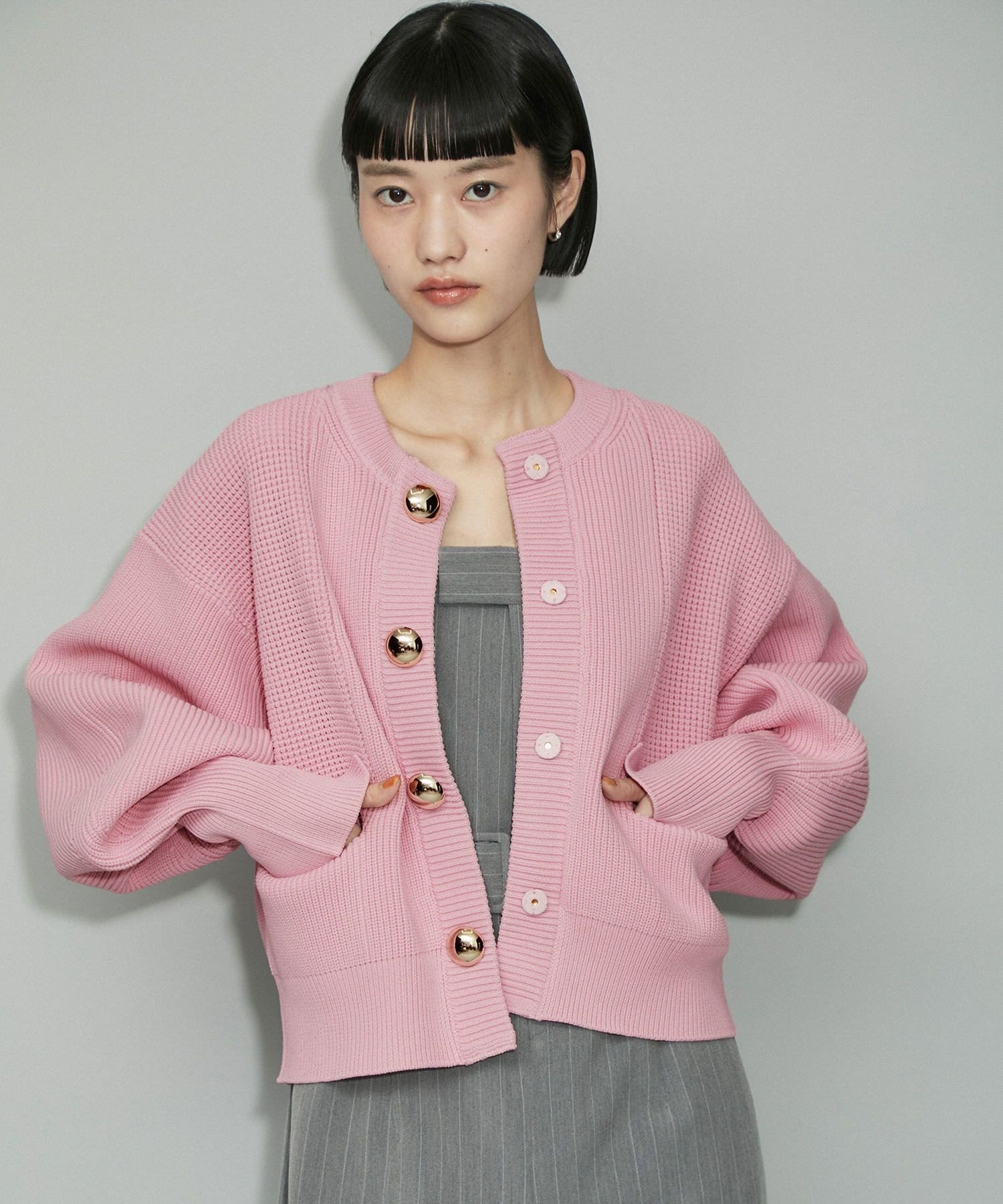 ADAM ET ROPE' FEMME 【WEB限定】・【サステナブル】BIGボタンニット