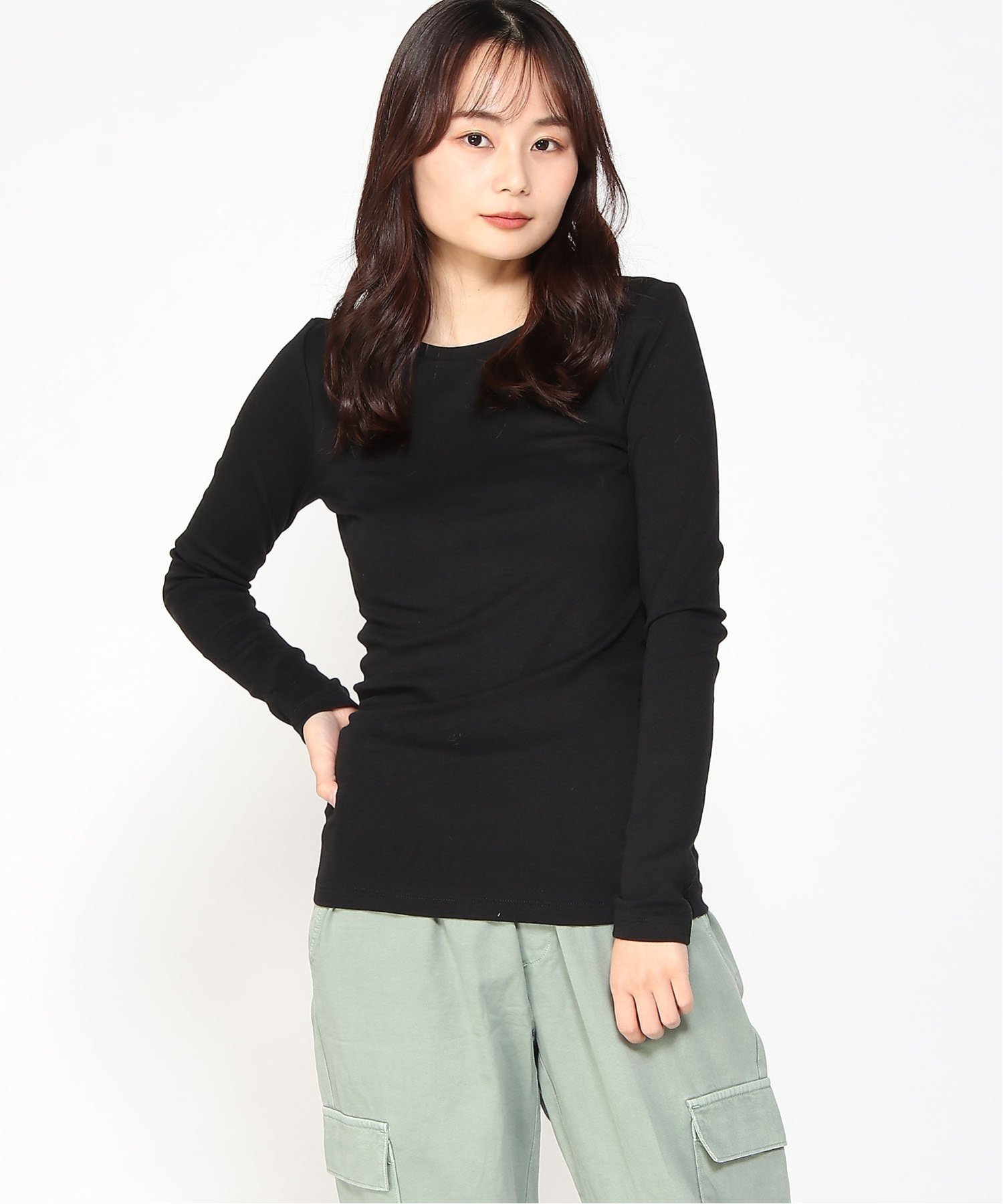 GAP 長袖 モダンクルーネック Tシャツ ホワイト2枚と黒1枚の3枚セット 楽天市場】【SALE／74%OFF】(W)モダン クルーネックTシャツ GAP