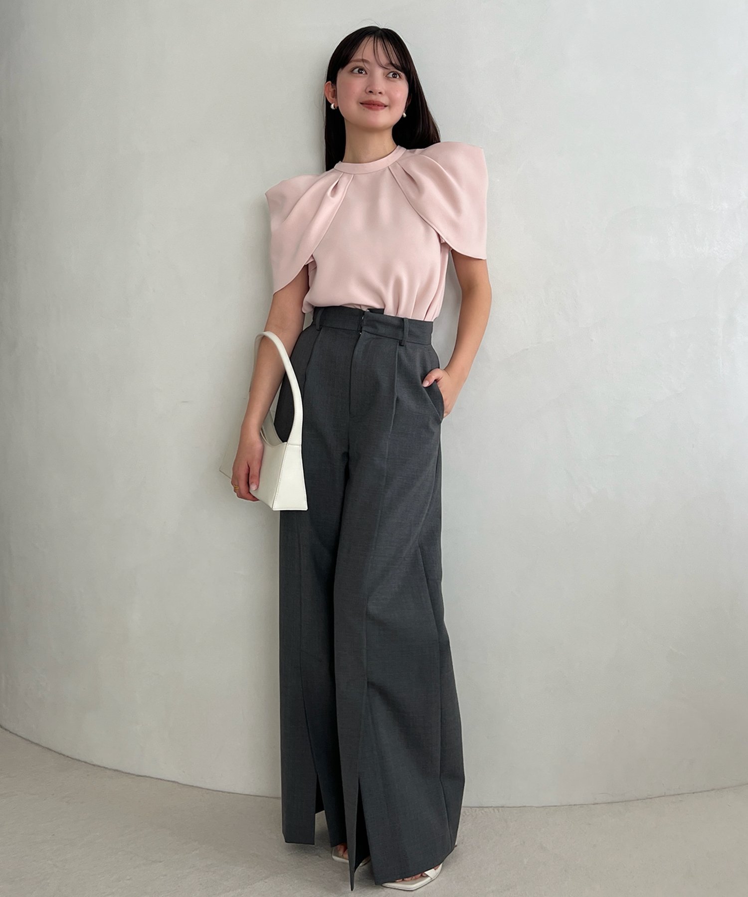 SALE／30%OFF】anuans フォルムショルダーブラウス アニュアンス