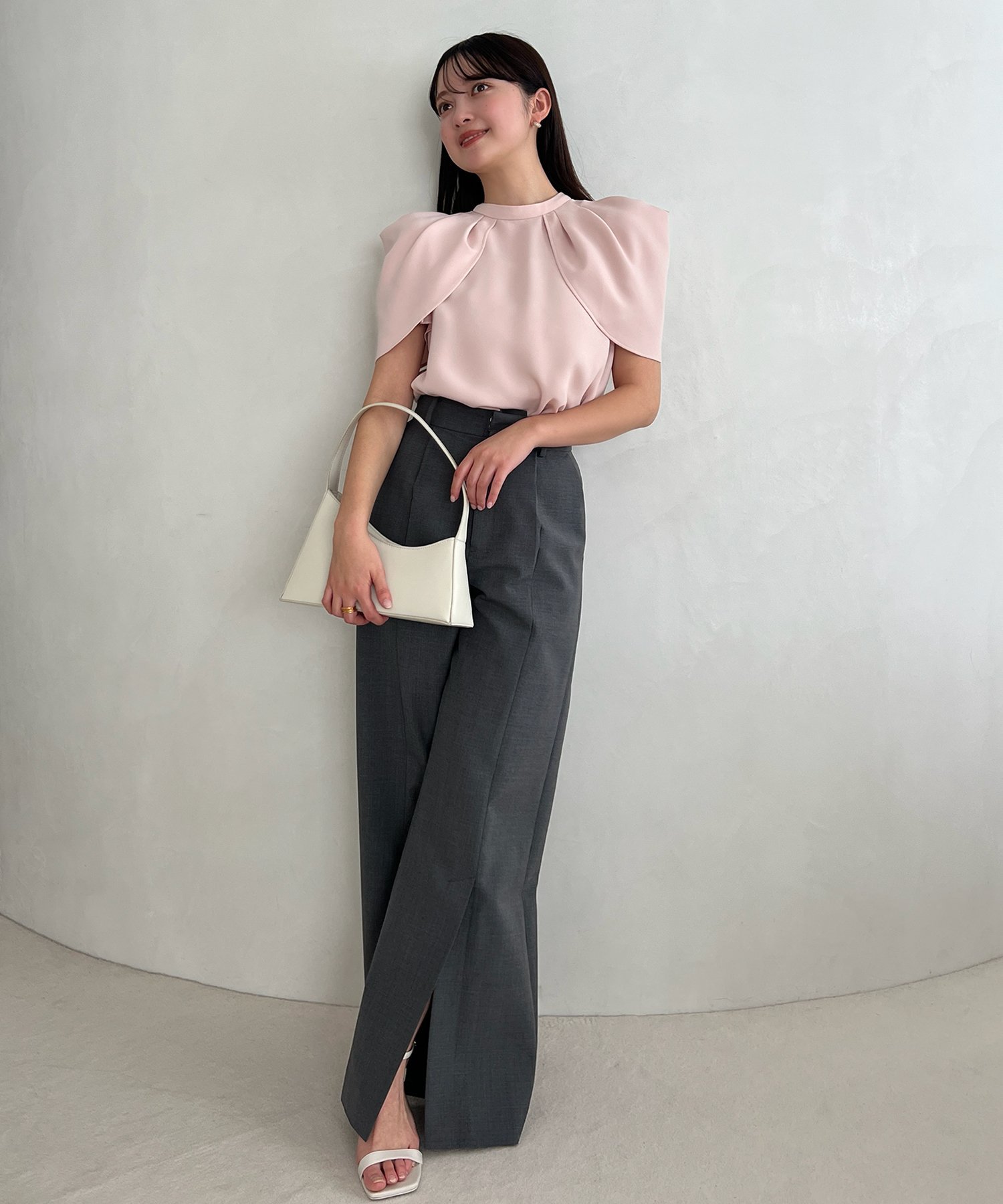 SALE／30%OFF】anuans フォルムショルダーブラウス アニュアンス 