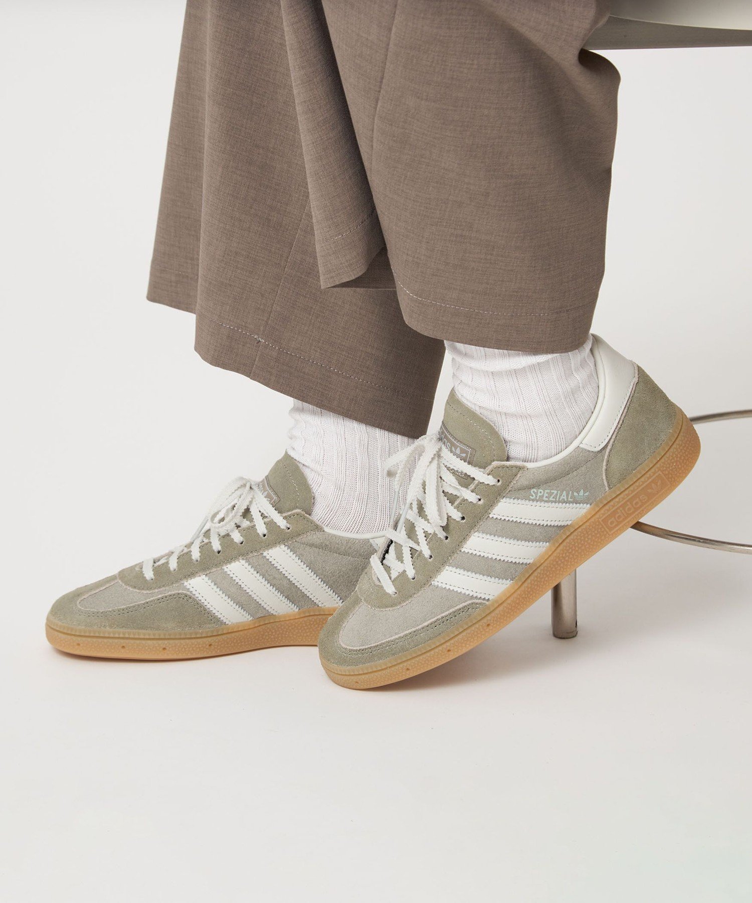 楽天市場】adidas (アディダス) HANDBALL SPEZIAL W