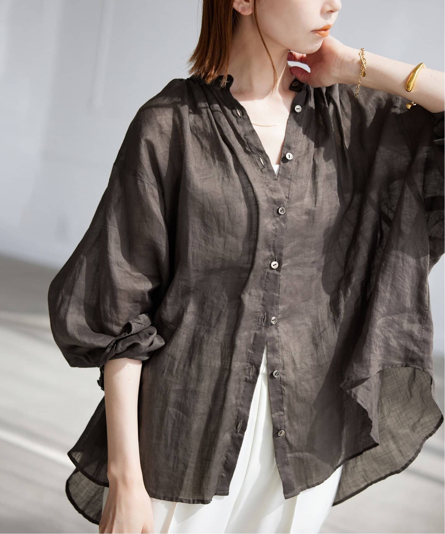 【美品】SLOBE IENA ラミーギャザーシャツ　ホワイト　23SS ラミーギャザーシャツ | スローブ イエナ(SLOBE IENA) | マルイ