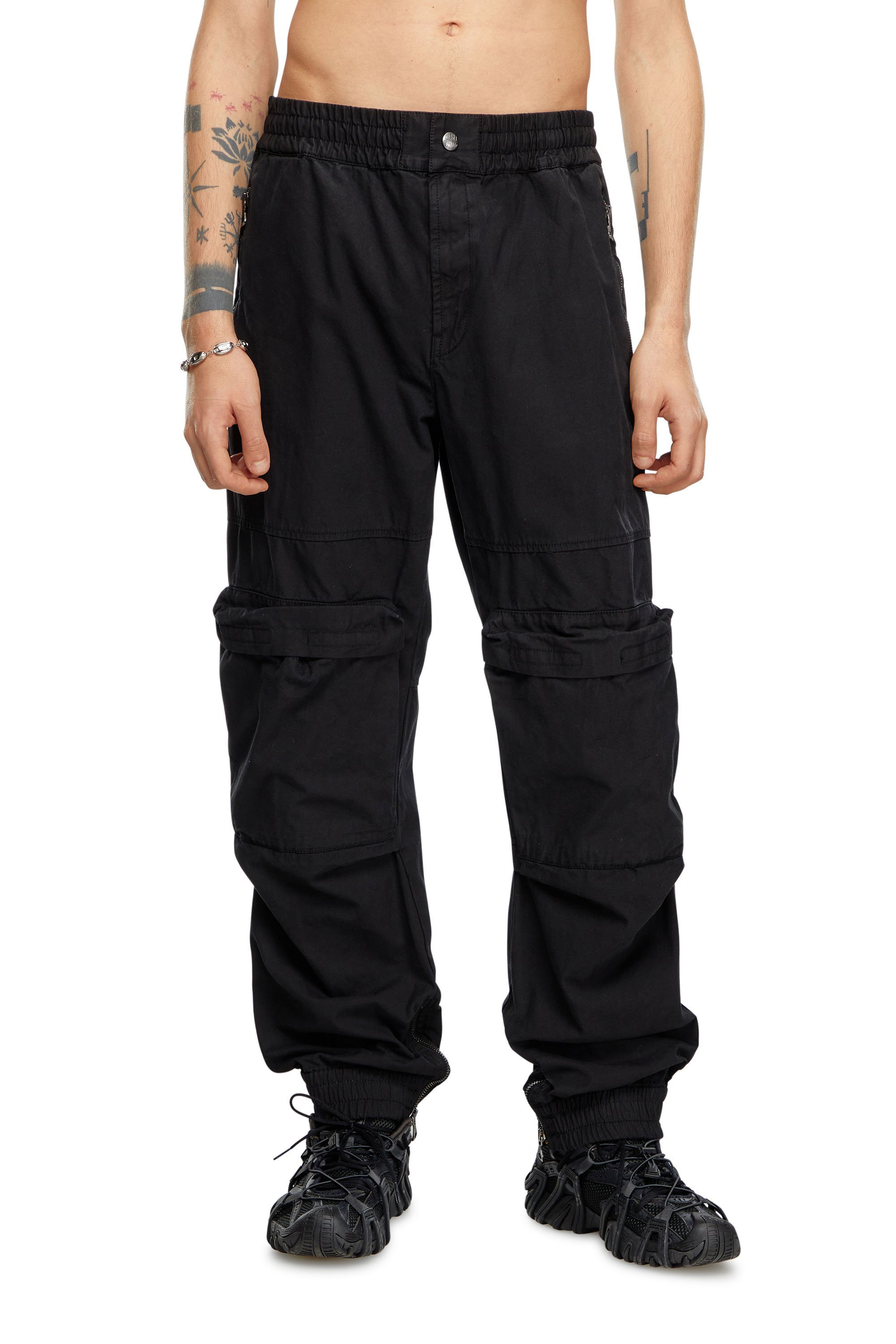 【関税込み】Diesel ブラック P-Argym-New-A カーゴパンツ Diesel P-Danzel カーゴパンツ | ブラック | FARFETCH JP