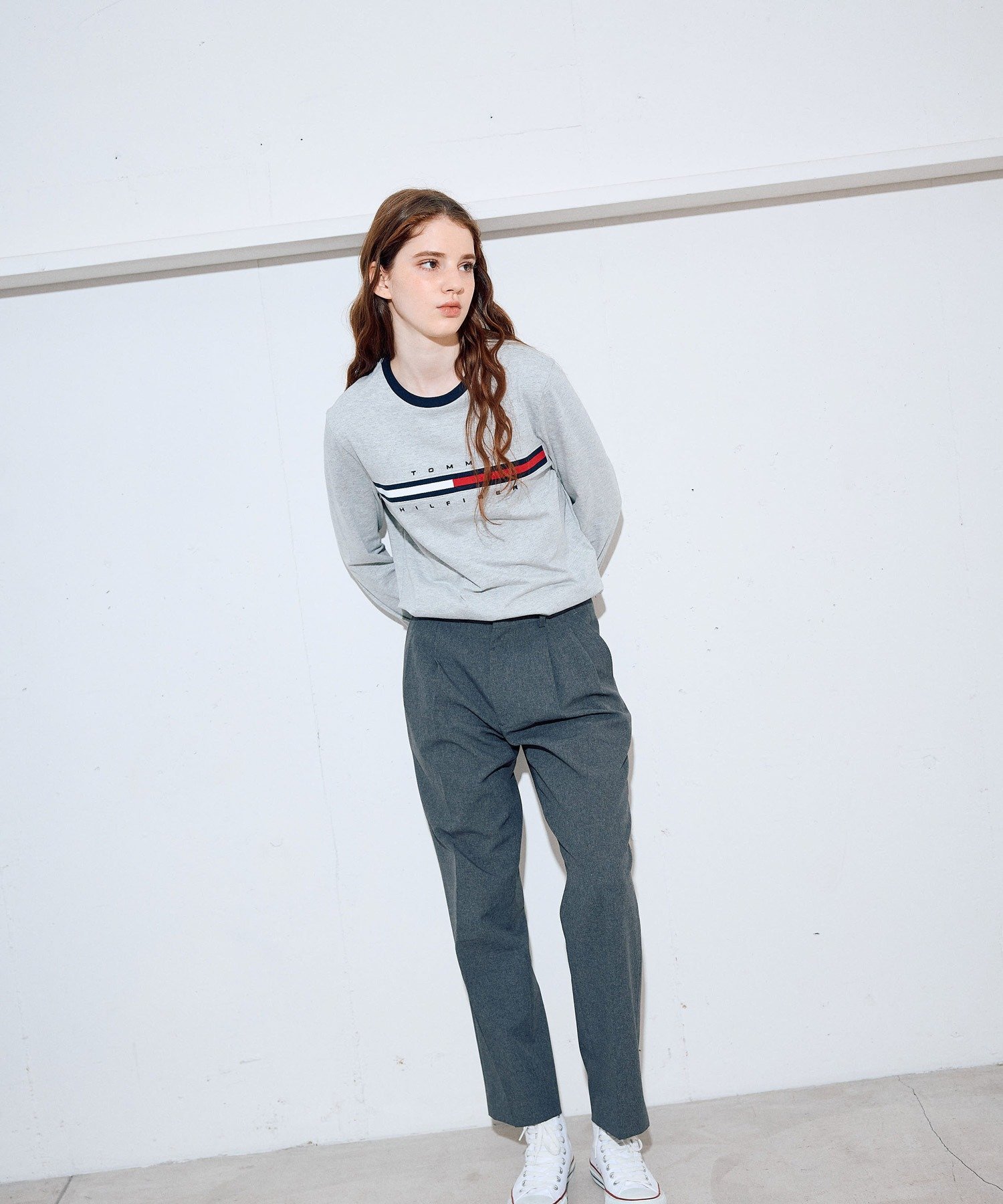 TOMMY HILFIGER 【オンライン限定】トミーヒルフィガーロゴロング 