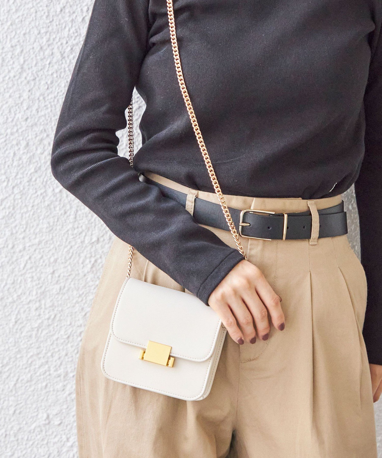   ミニマルフォーカス ウエストバッグ K511646 Amazon.co.jp: (カルバンクライン) CALVIN KLEIN ミニマル