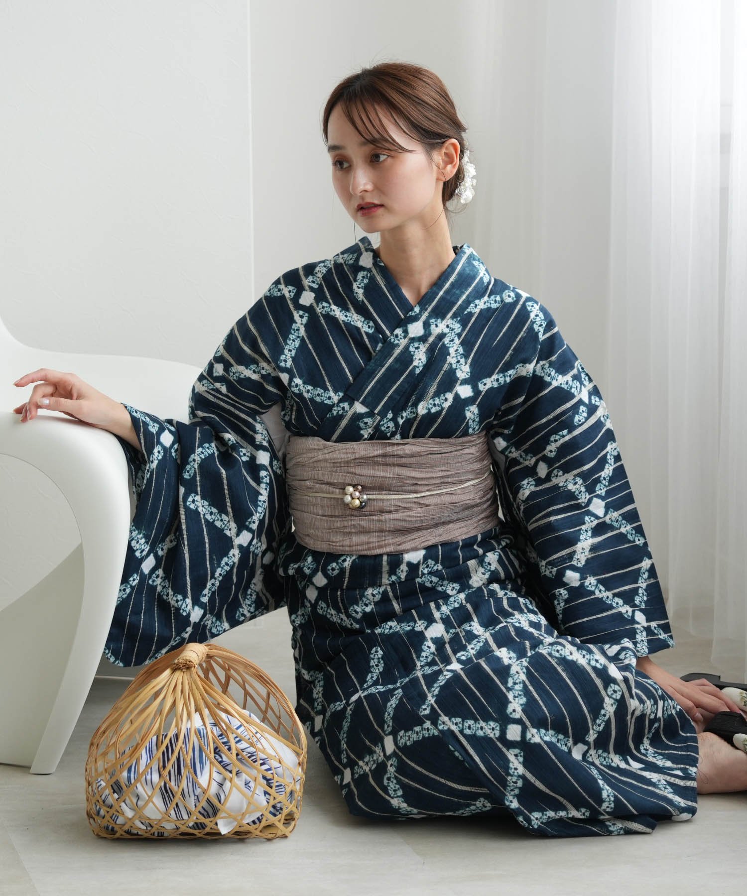 伝統工芸品　有松鳴海絞り浴衣 伝統工芸品 有松鳴海絞り 濃紺色系 最高級 浴衣