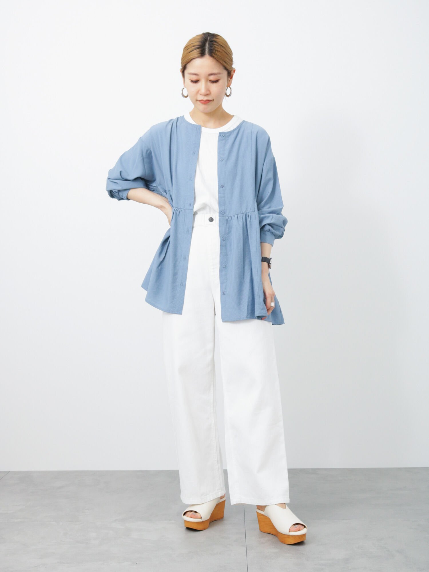 SALE／19%OFF】Samansa Mos2 blue 前後2wayギャザーブラウス サマンサモスモス トップス シャツ・ブラウス ホワイト  ブルー ブラック