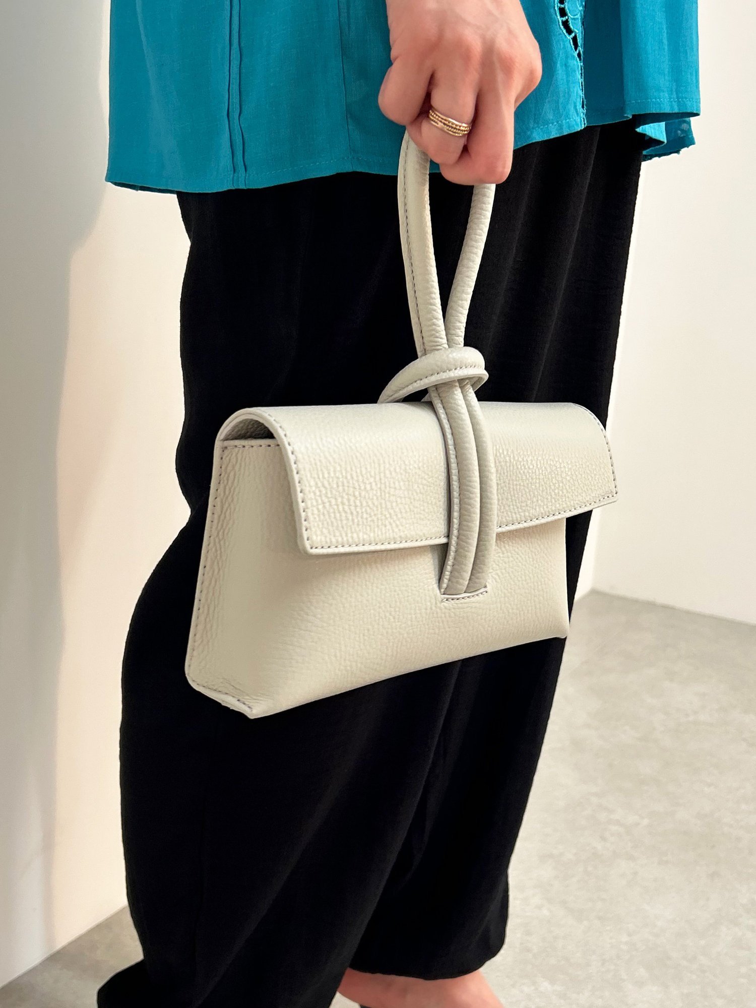SALE／44%OFF】Jena espace merveilleux 【新色追加】牛革2WAY 