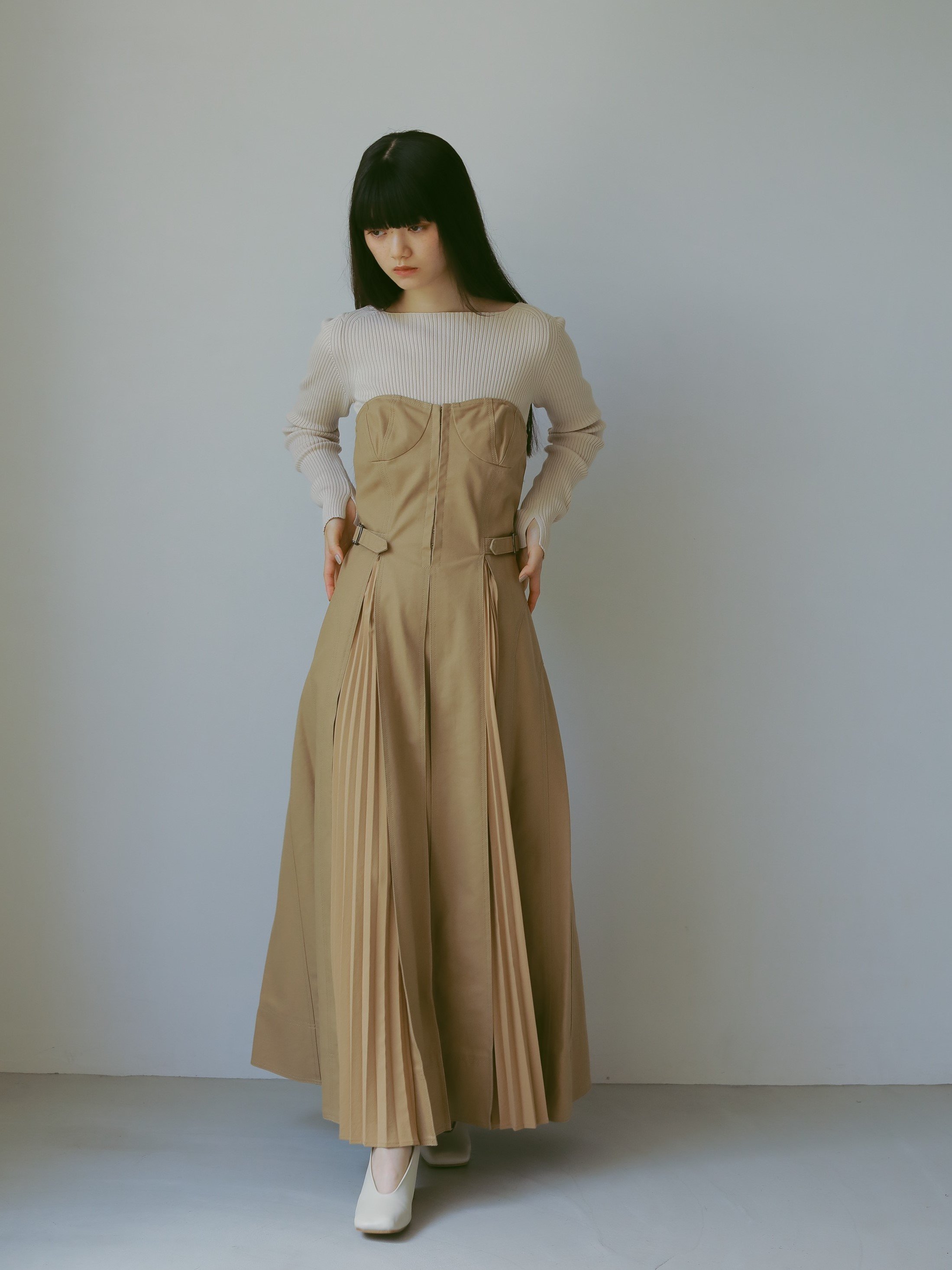 CASA FLINE フロントホックプリーツワンピース カーサフライン 