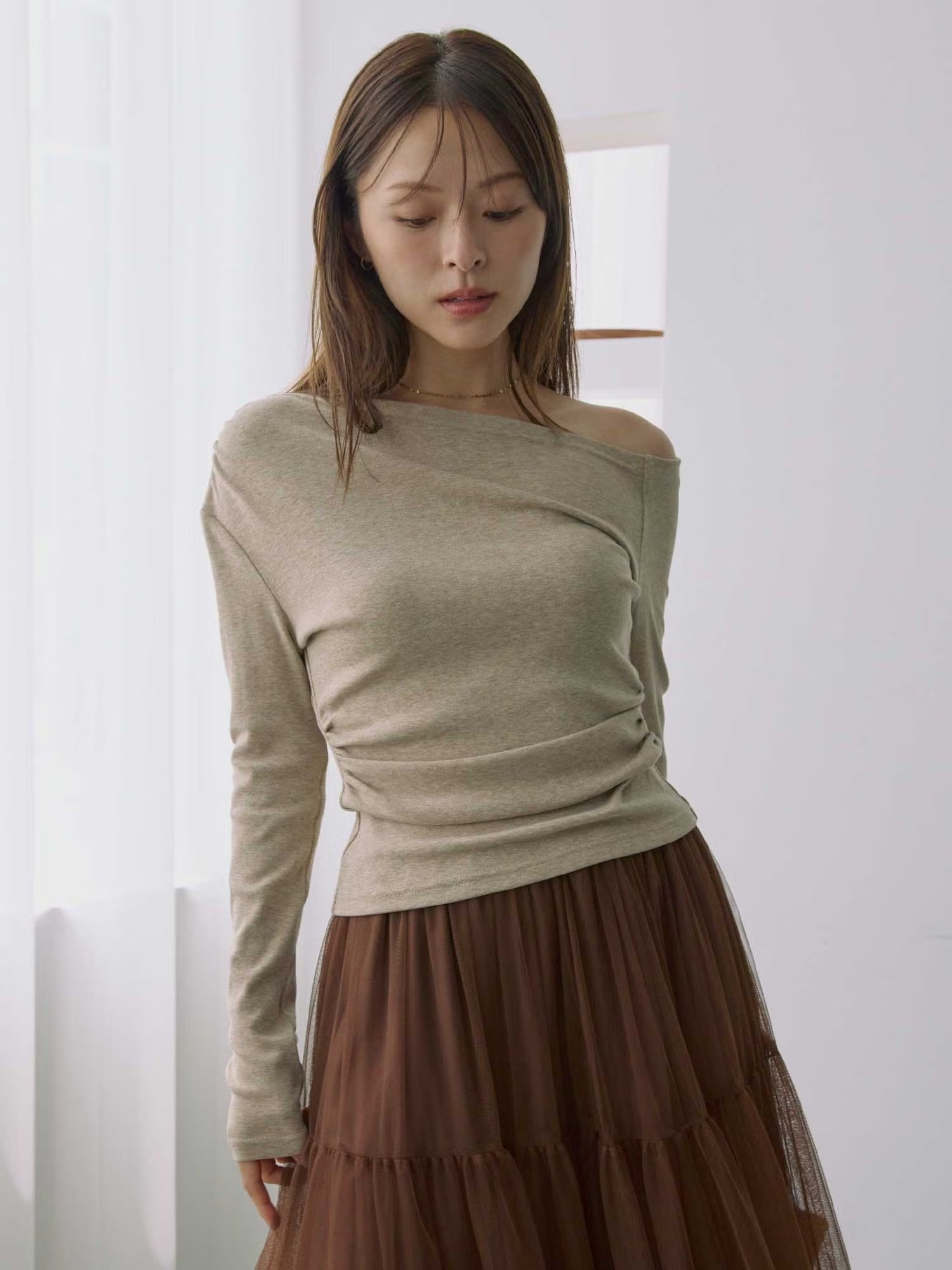 ACYM ワンショルダードレープトップス アシーム トップス カットソー・Tシャツ ピンク ベージュ グレー【送料無料】