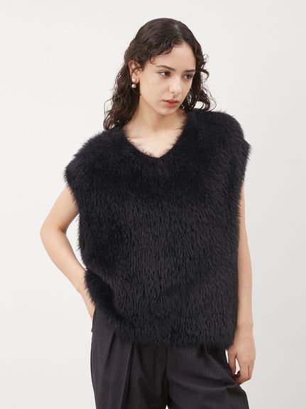 Mila Owene 未使用品　超美品　ファー　シャギー　ベスト　ブラック Mila Owene 未使用品 超美品 ファー シャギー ベスト ブラック