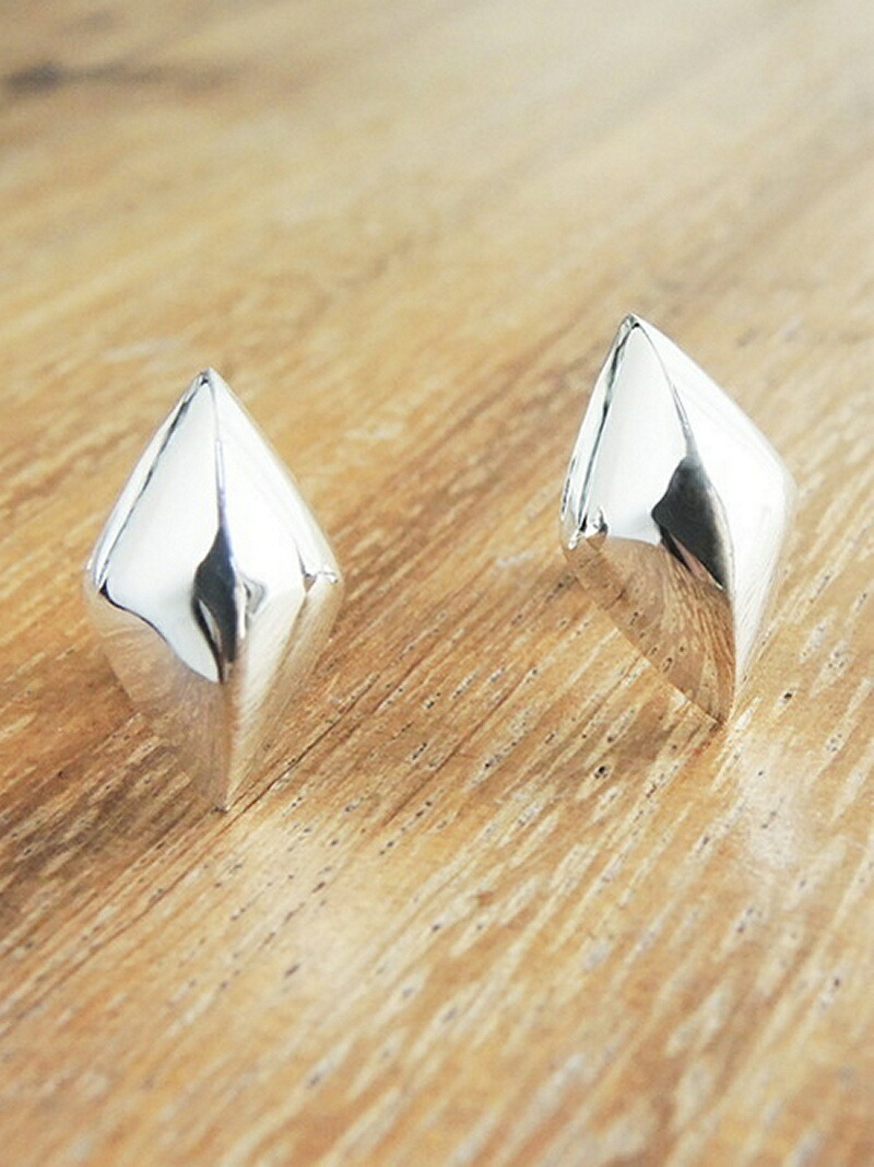 楽天市場】Aya × CAROLINA GLASER / 3連ピアス CAROLINA GLASER