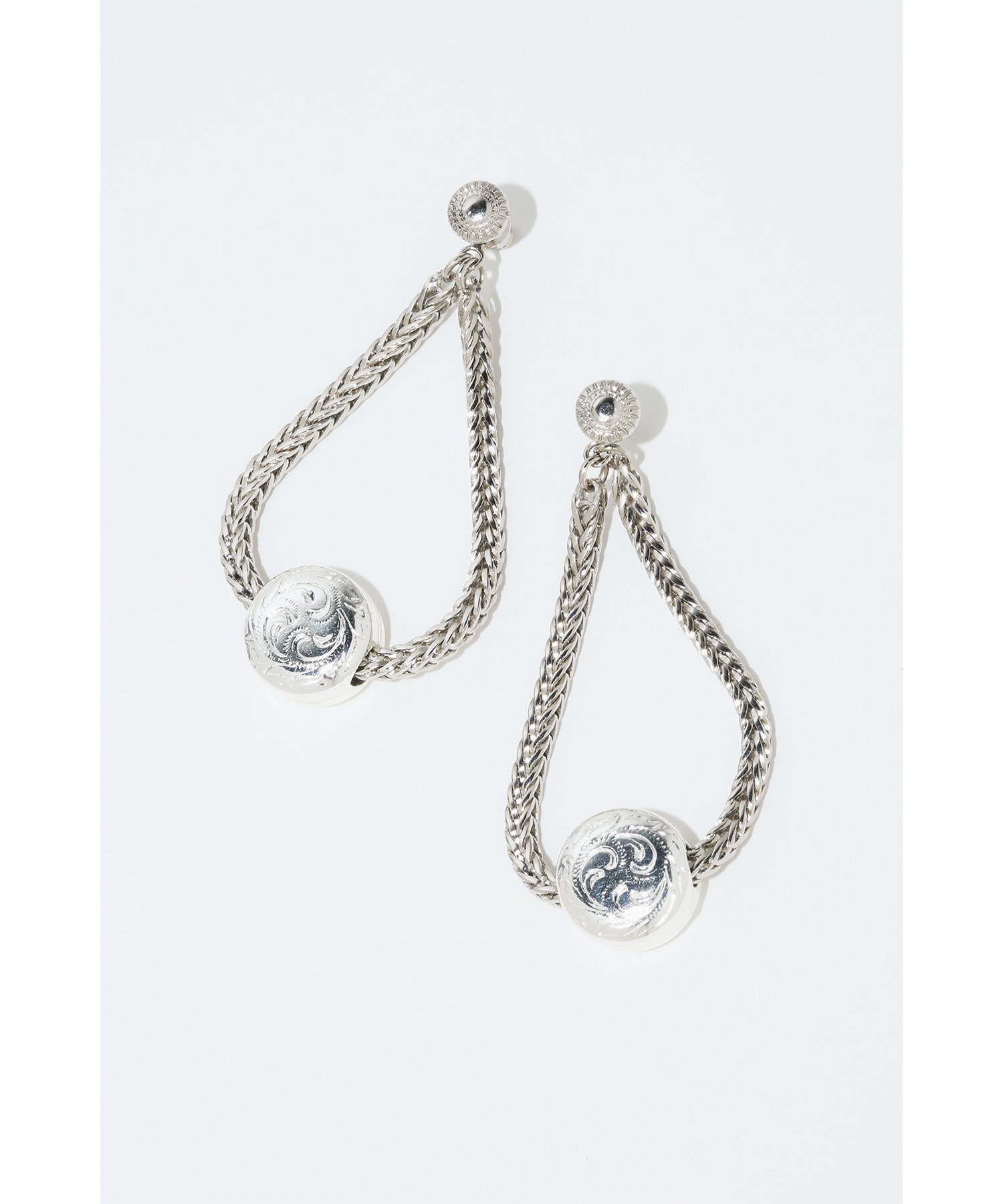 アクセサリー TOGA TOO CONCHO PIERCED EARRINGS SILVER TOGA TOO CONCHO PIERCED EARRINGS SILVER