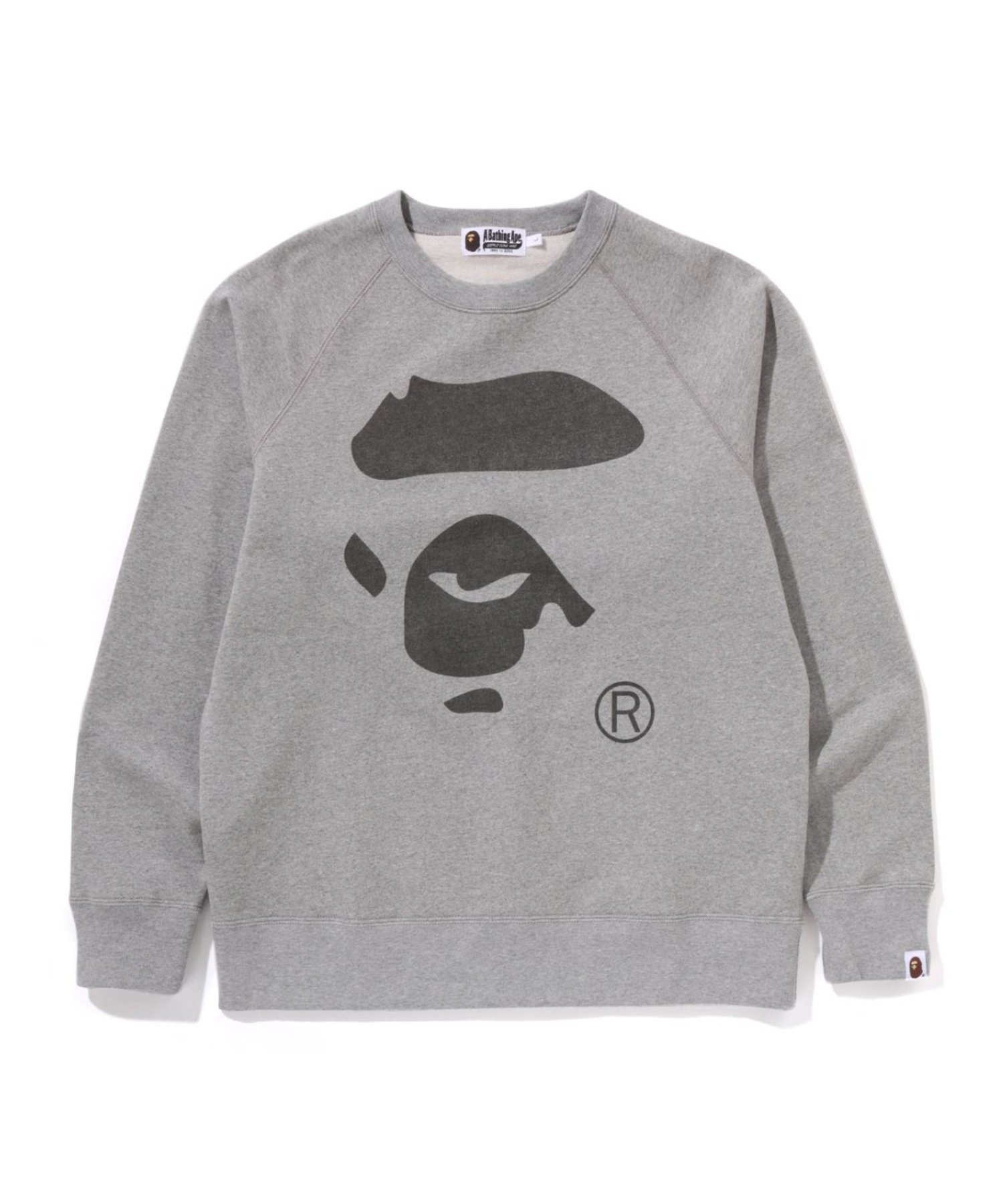 A BATHING APE   APEフェイスロゴ　セーター　Ｌサイズ A BATHING APE® Multi Logo Relaxed Fit Crewneck Sweatshirt