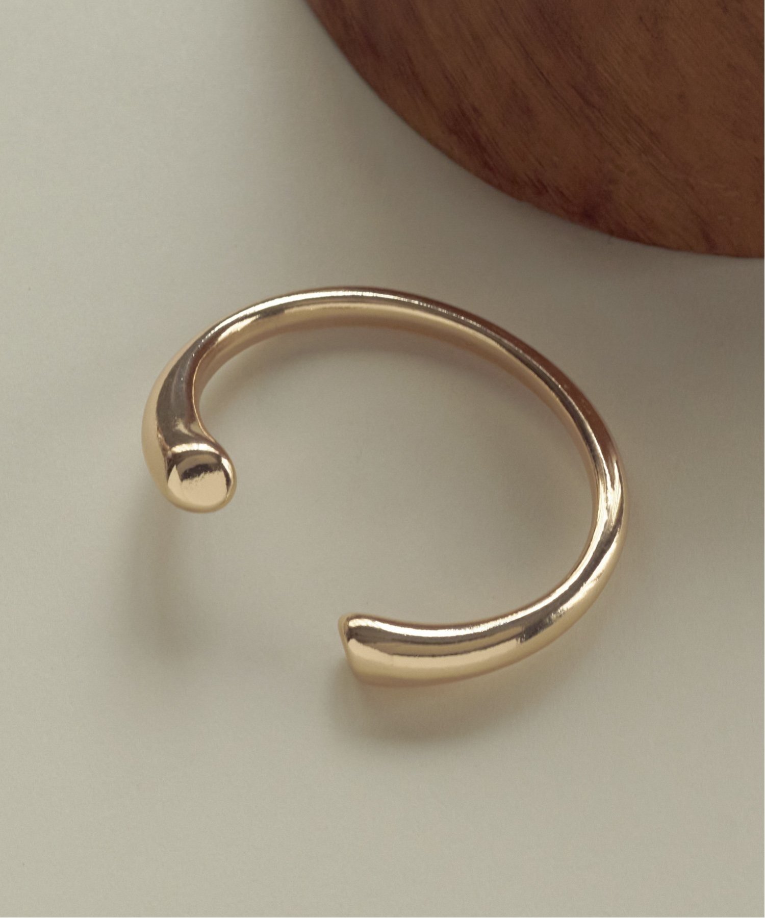 SALE／50%OFF】GOLDY ツイスト ボーン バングル ゴールディ 