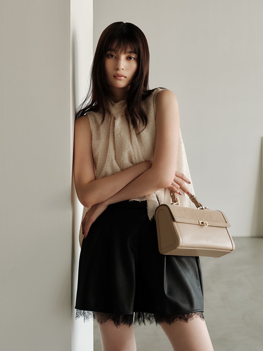 FRAY I.D レースヘムレザーライクショートパンツ 黒 FRAY I.D - フレイ