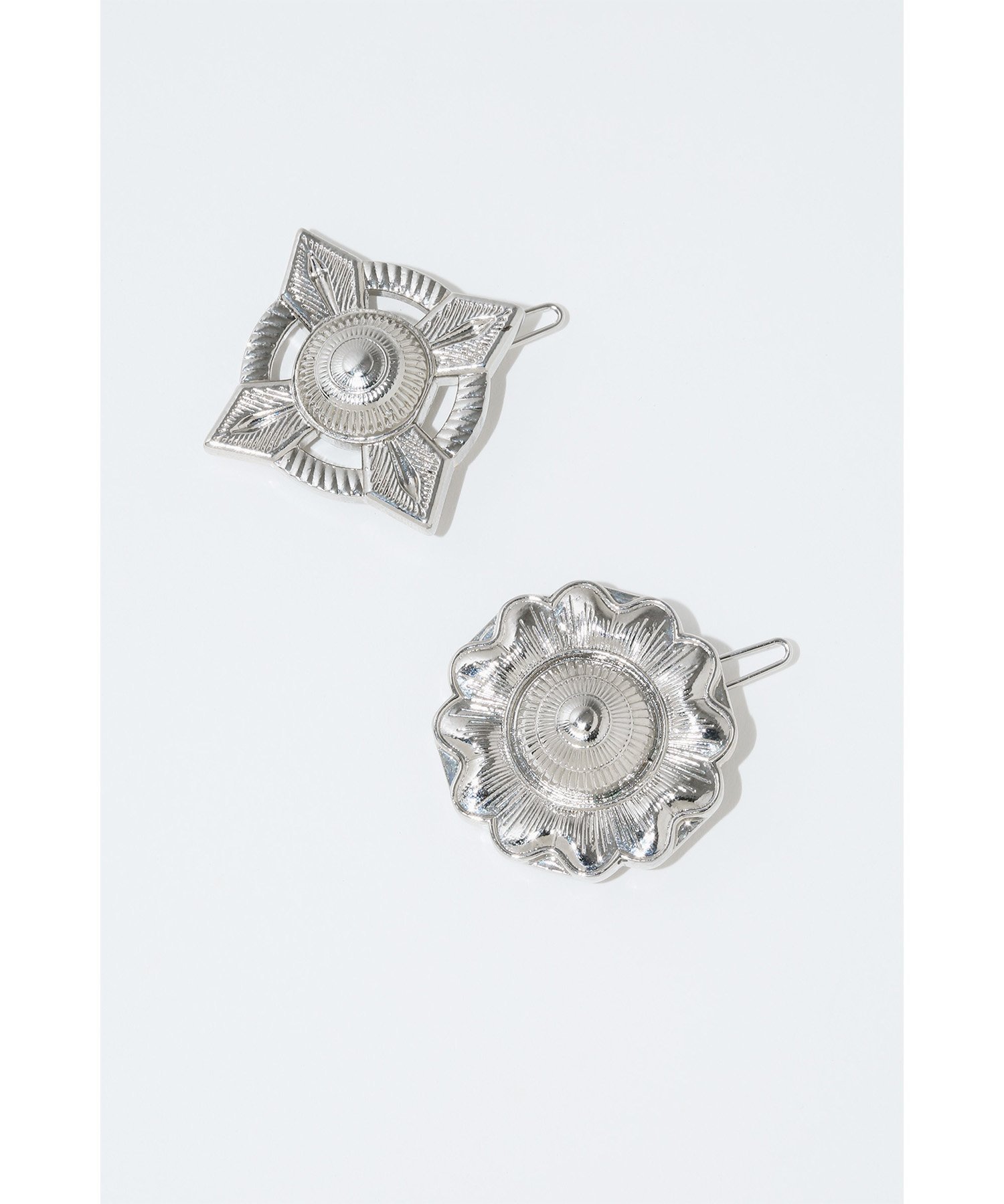 ヘアアクセサリー TOGA ARCHIVES MOTIF PIN 2 silver TOGA（トーガ）の「【TOGA TOO/トーガトゥ】Motif pin 2