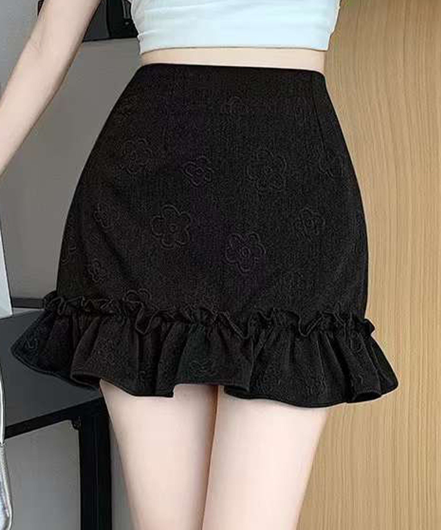 h.NAOTO FRILL ひざ丈スカート グレー h.NAOTO FRILL ひざ丈スカート グレー スカート – h.NAOTO WEBSHOP