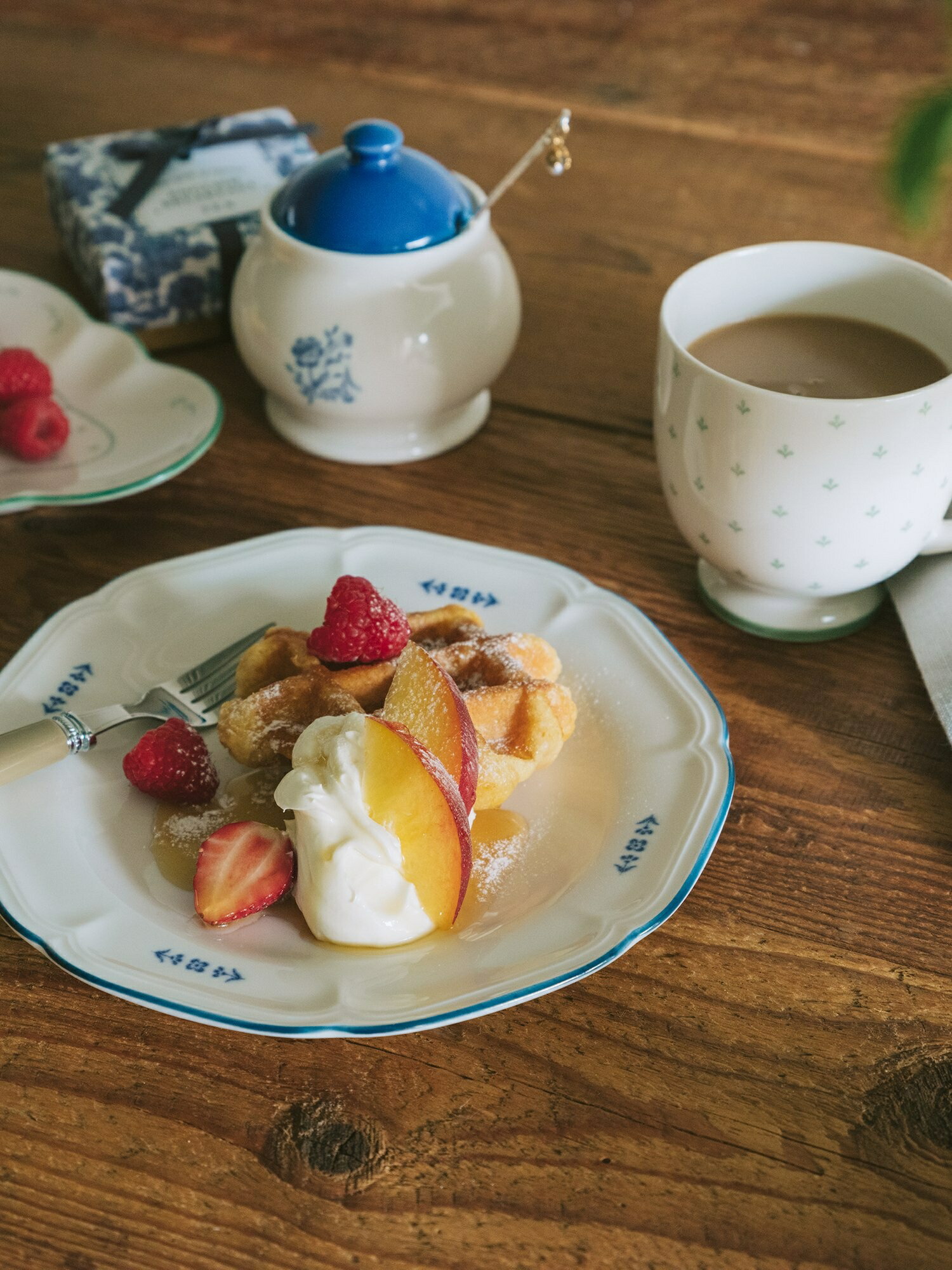 Afternoon Tea LIVING モンレーヴプレートM アフタヌーンティー・リビング 食器・調理器具・キッチン用品  その他の食器・調理器具・キッチン用品 ブルー グリーン