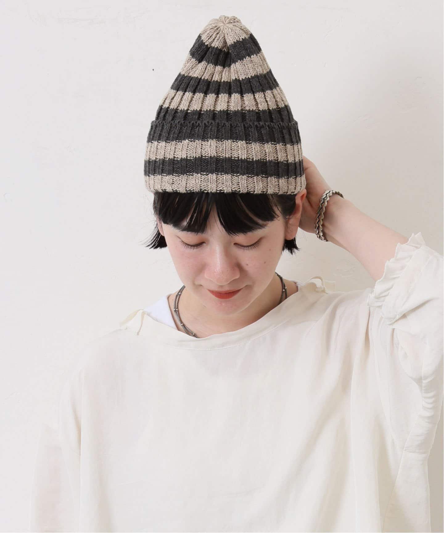 Jo Gordon ポンポン付きニットキャップ　Bshop ウール100% 88671102_b_04_215.jpg