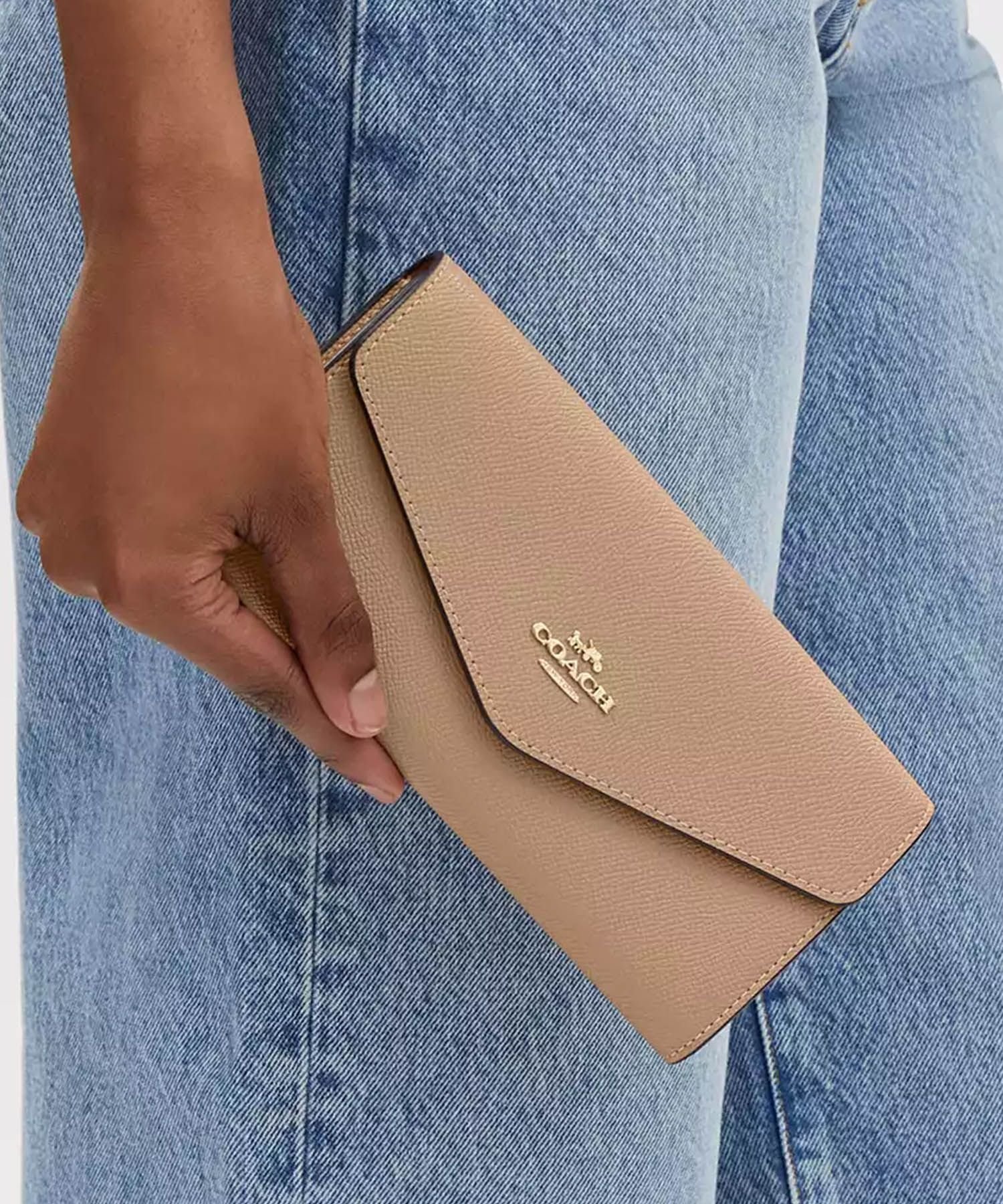 楽天市場】COACH コーチ ラウンドファスナー長財布 全3色 CH822