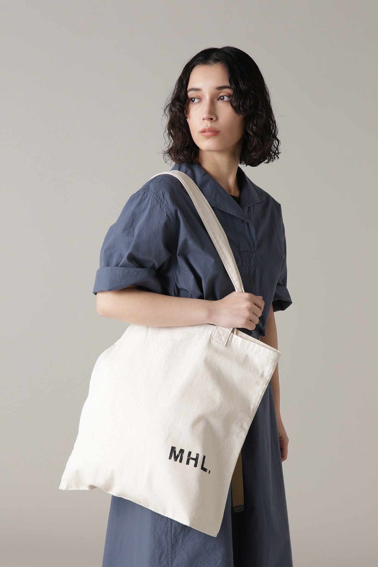 MHL. LIGHT COTTON DRILL マーガレット・ハウエル バッグ その他の 