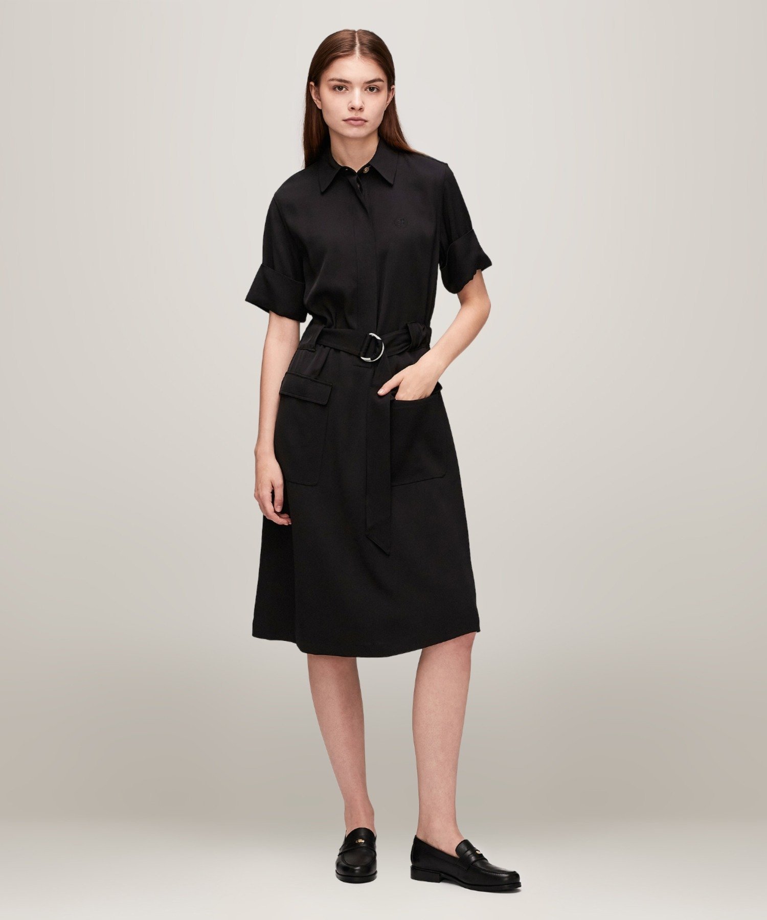 【すぐ届く】  バーシティクレストラガードレス すぐ届く】TOMMY HILFIGER バーシティクレストラガードレス