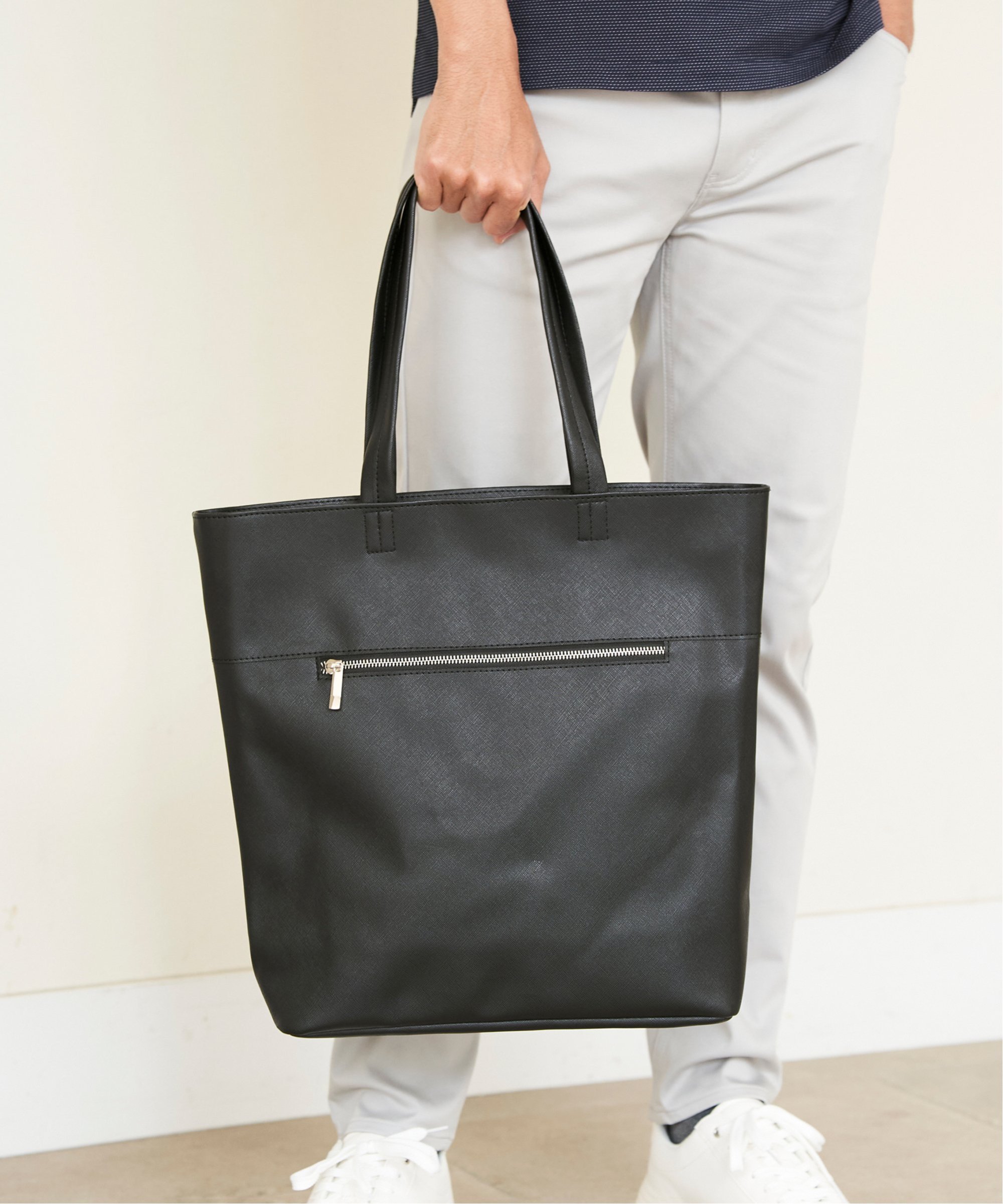 TOGA ARCHIVES ブラック トートバッグ 楽天市場】TOGA ARCHIVES Print tote bag トーガ バッグ トート