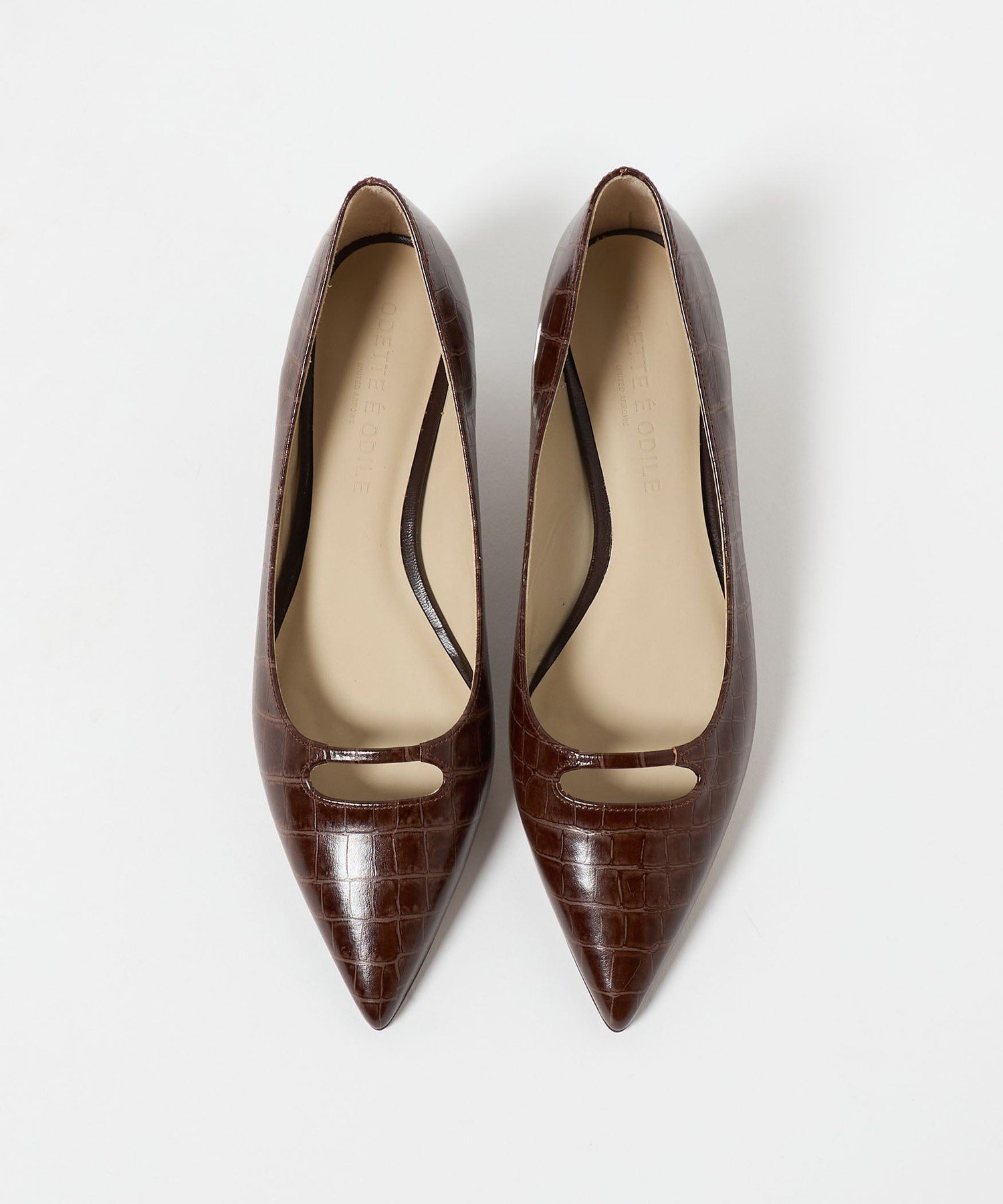 楽天市場】【SALE／40%OFF】ポインテッド パンプス45↓↑ ODETTE E