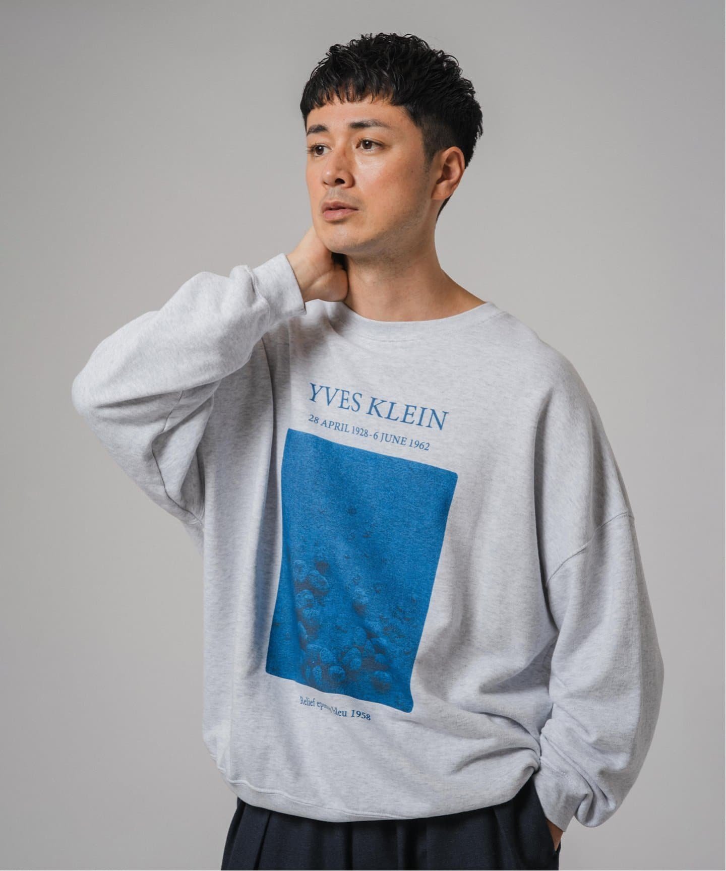 SALE／30%OFF】EDIFICE Yves Klein 別注 プリント クルーネック 