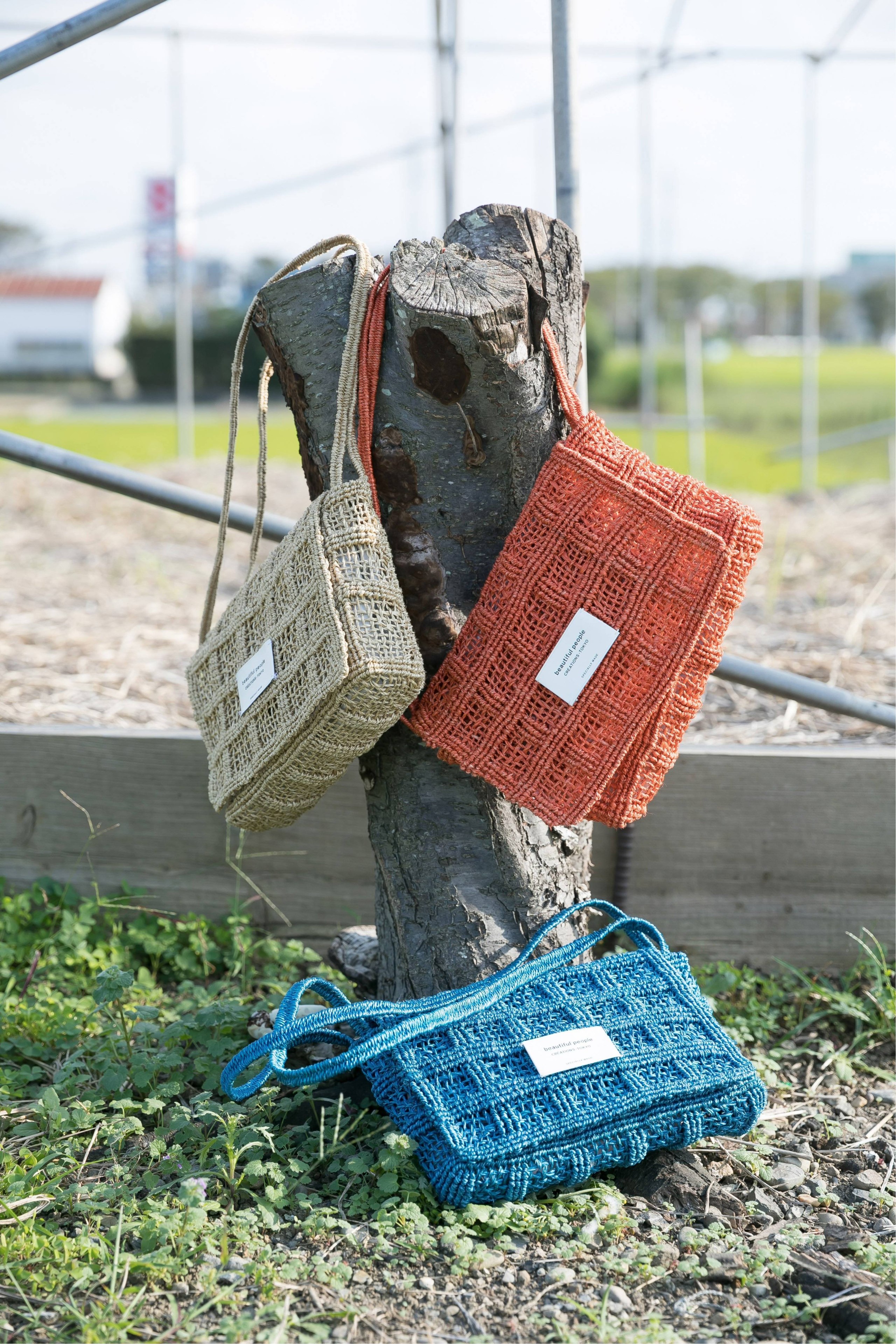 beautiful people (W)abaca knitting compact shoulder bag